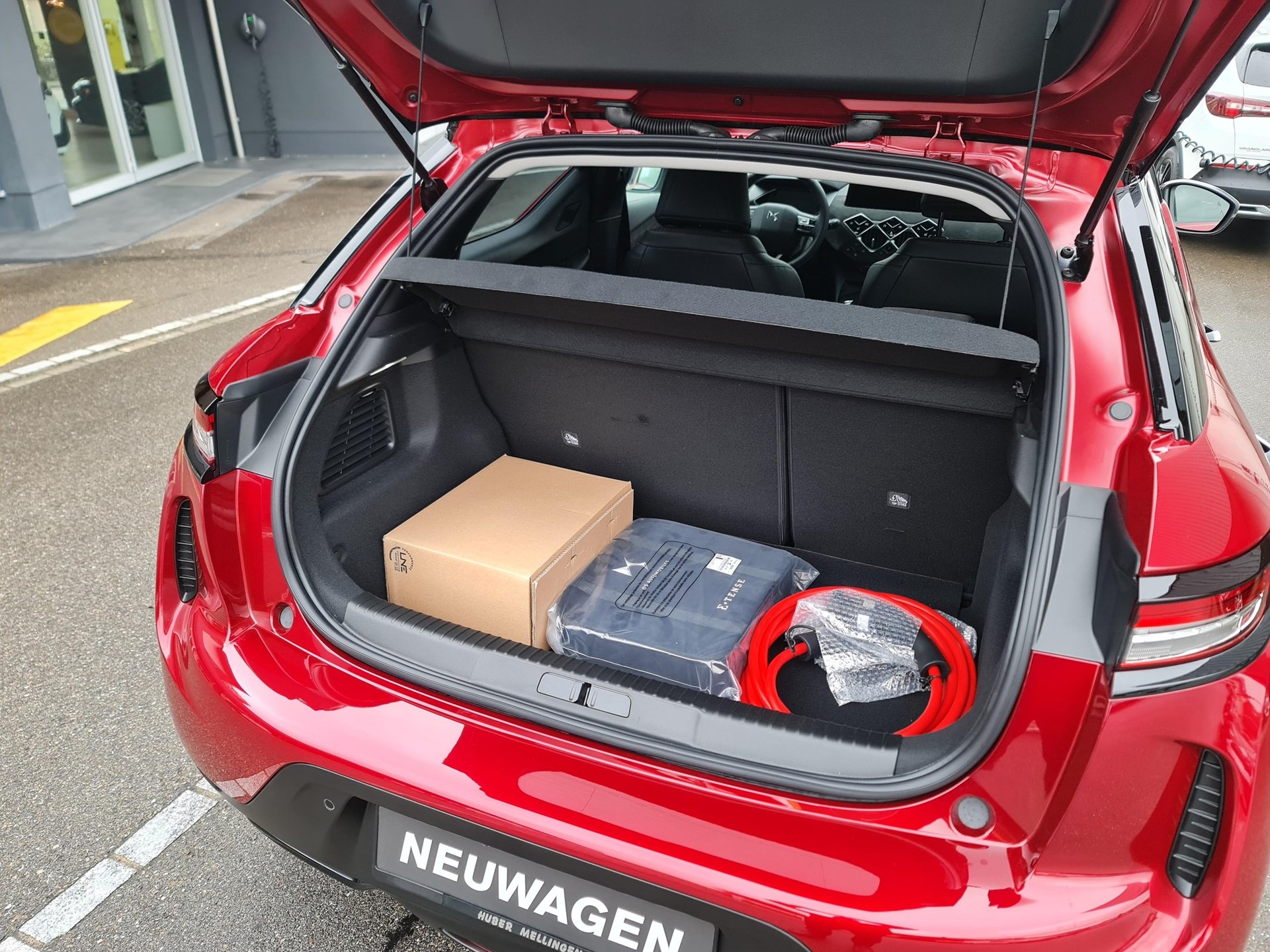 DS AUTOMOBILES DS3 3 E-Tense Ligne Noire-image-10