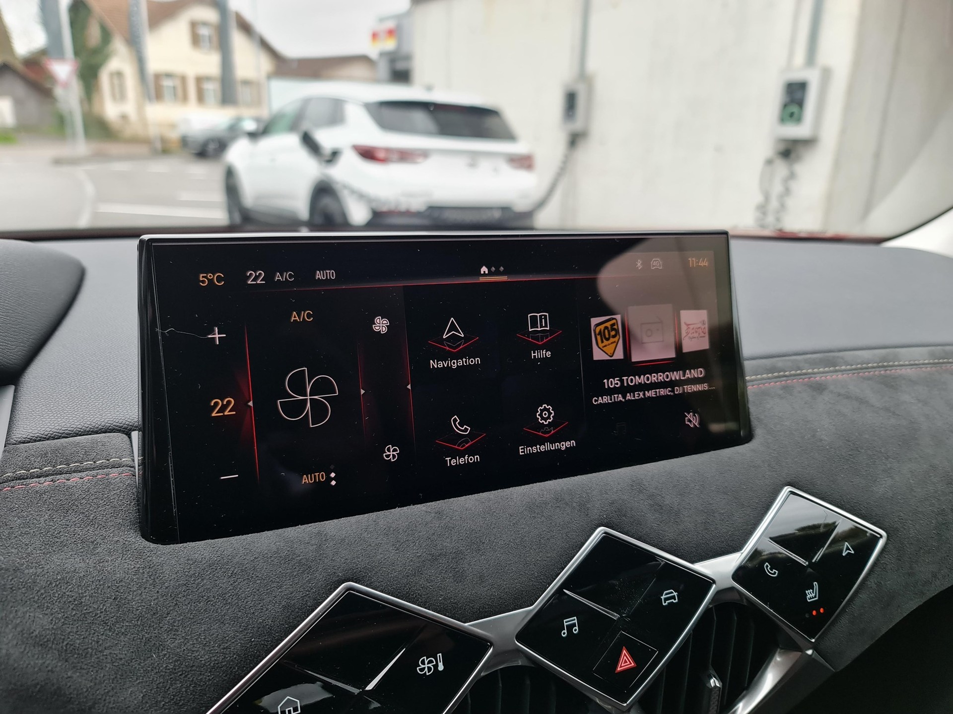 DS AUTOMOBILES DS3 3 E-Tense Ligne Noire-image-13