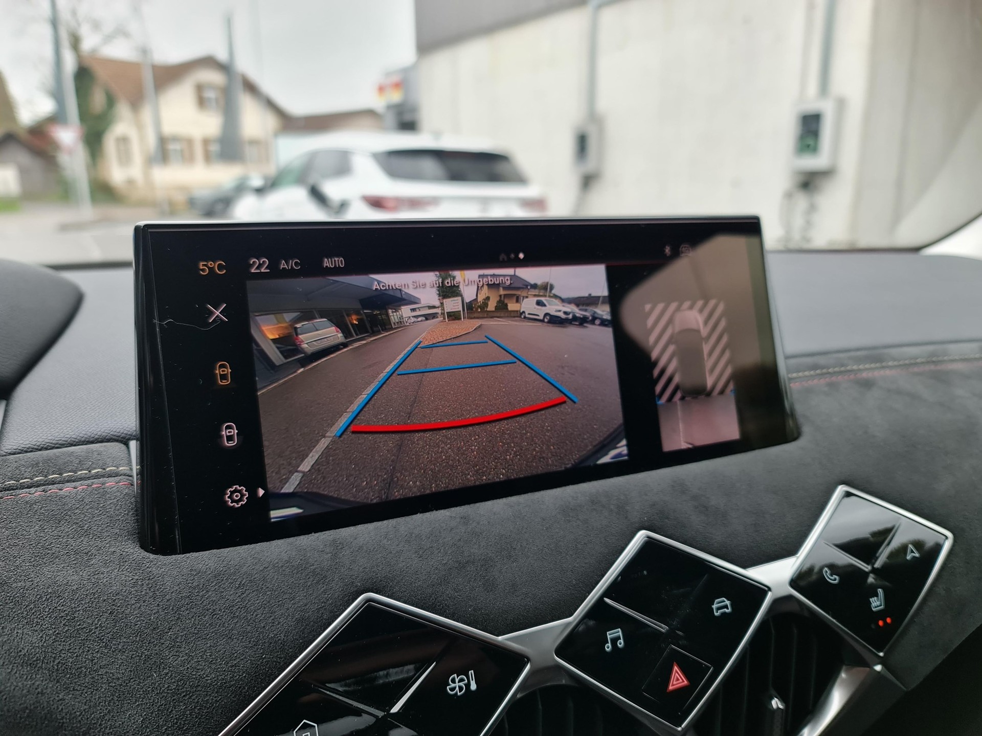 DS AUTOMOBILES DS3 3 E-Tense Ligne Noire-image-18