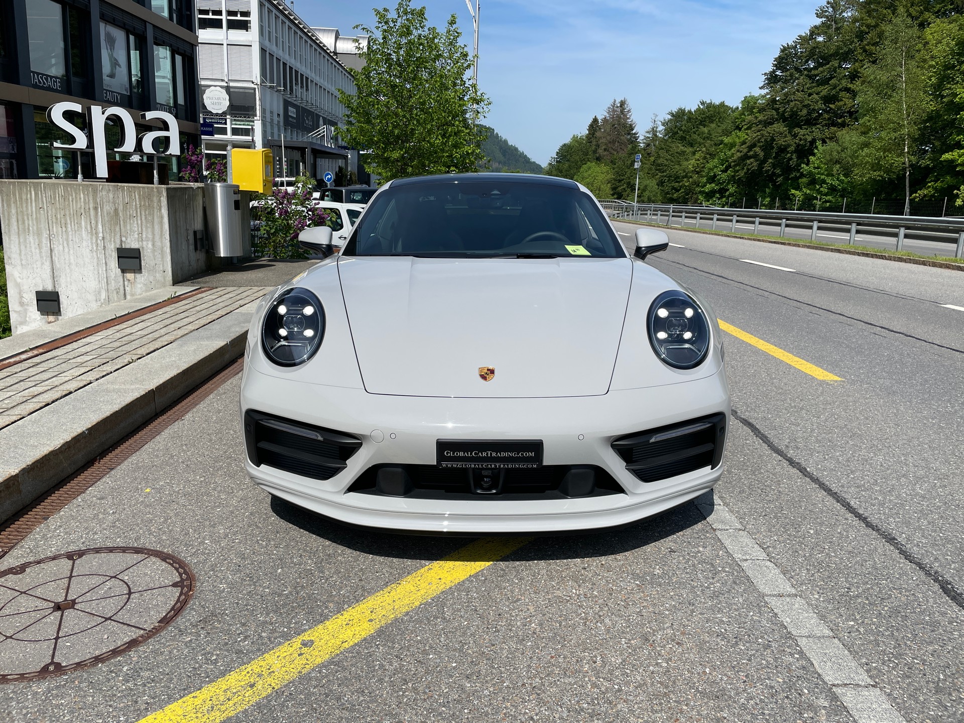 PORSCHE 911 Carrera PDK mit Aerokit-showroom-element-3