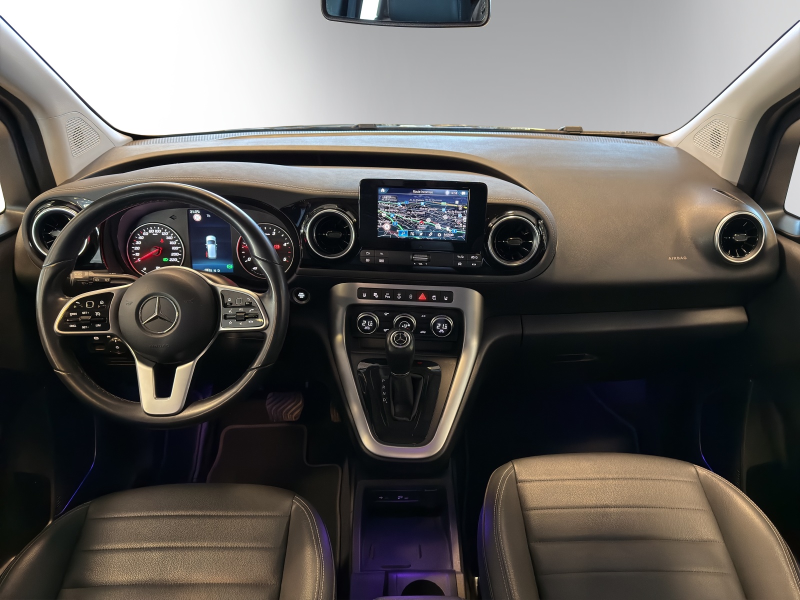 Image MERCEDES-BENZ T-CLASS T-Klasse 180D Style Automat