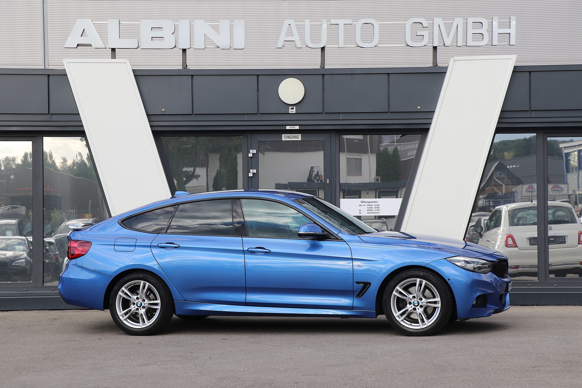 BMW 330i GT xDrive M Sport Steptronic-showroom-element-1