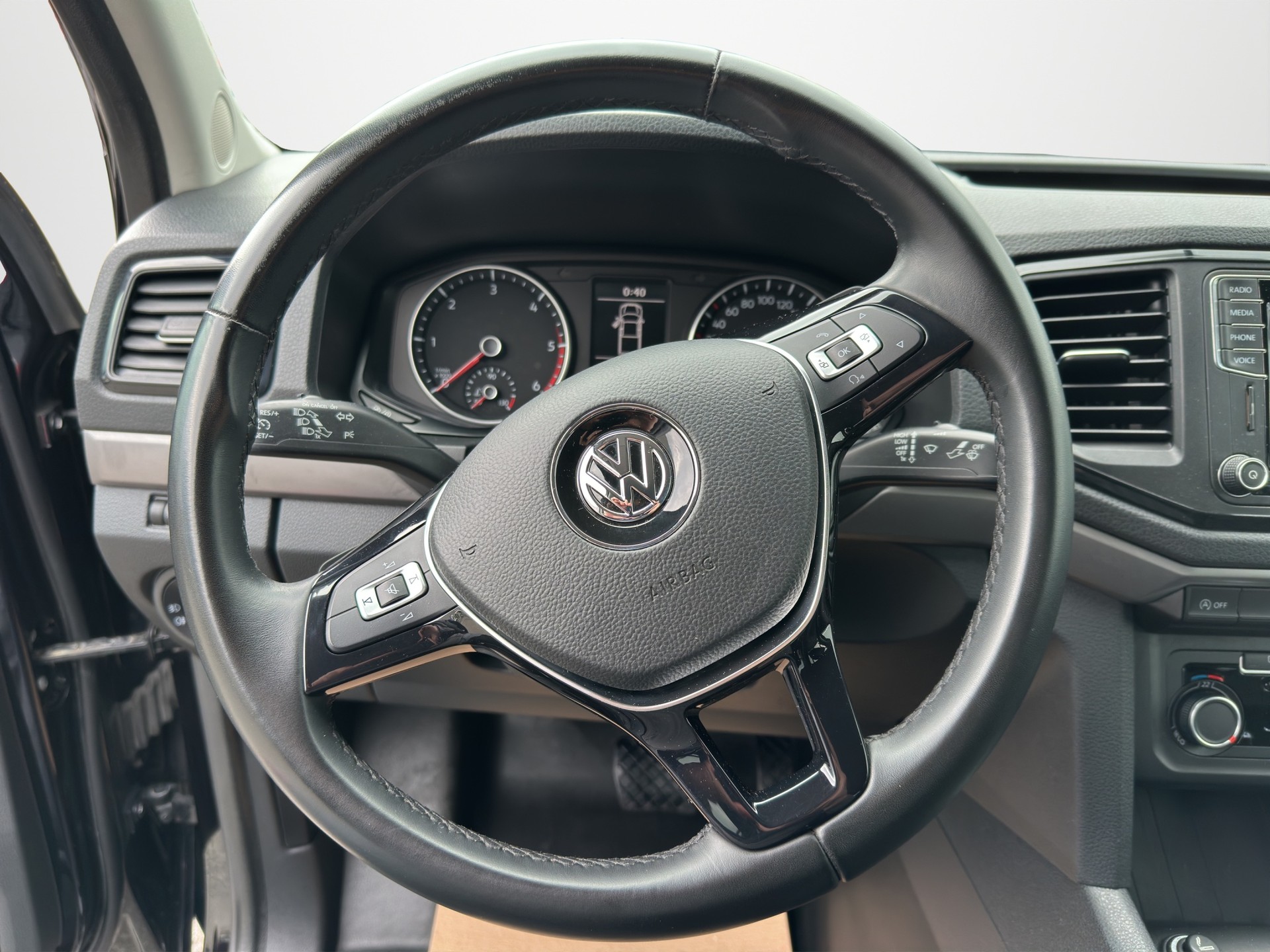 VW Amarok 3.0TDI Comfortline 4Motion Automatic-image-9