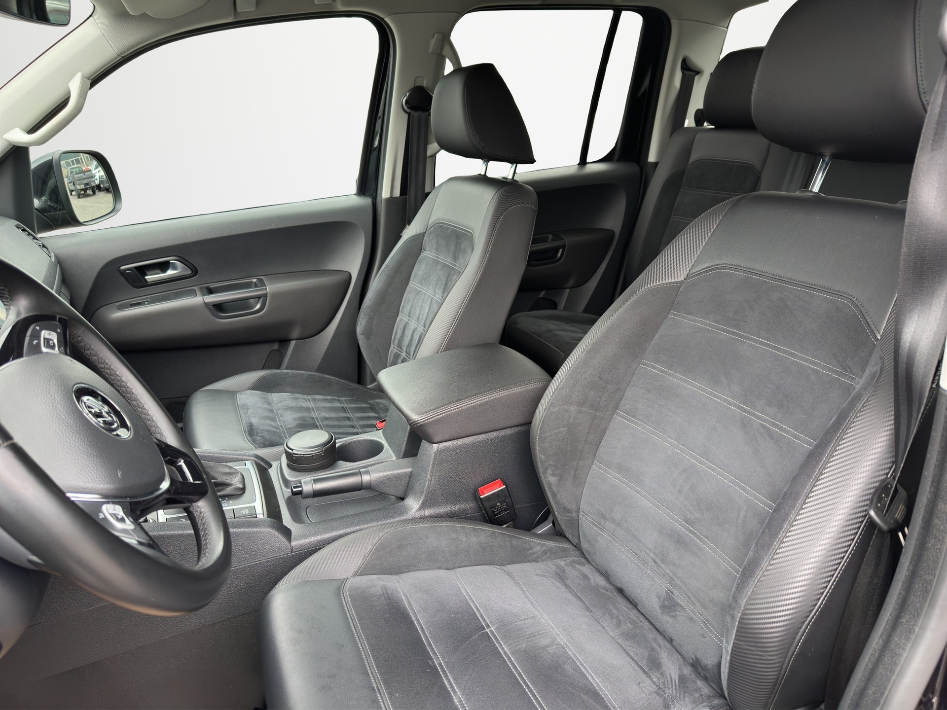 VW Amarok 3.0TDI Comfortline 4Motion Automatic-image-8