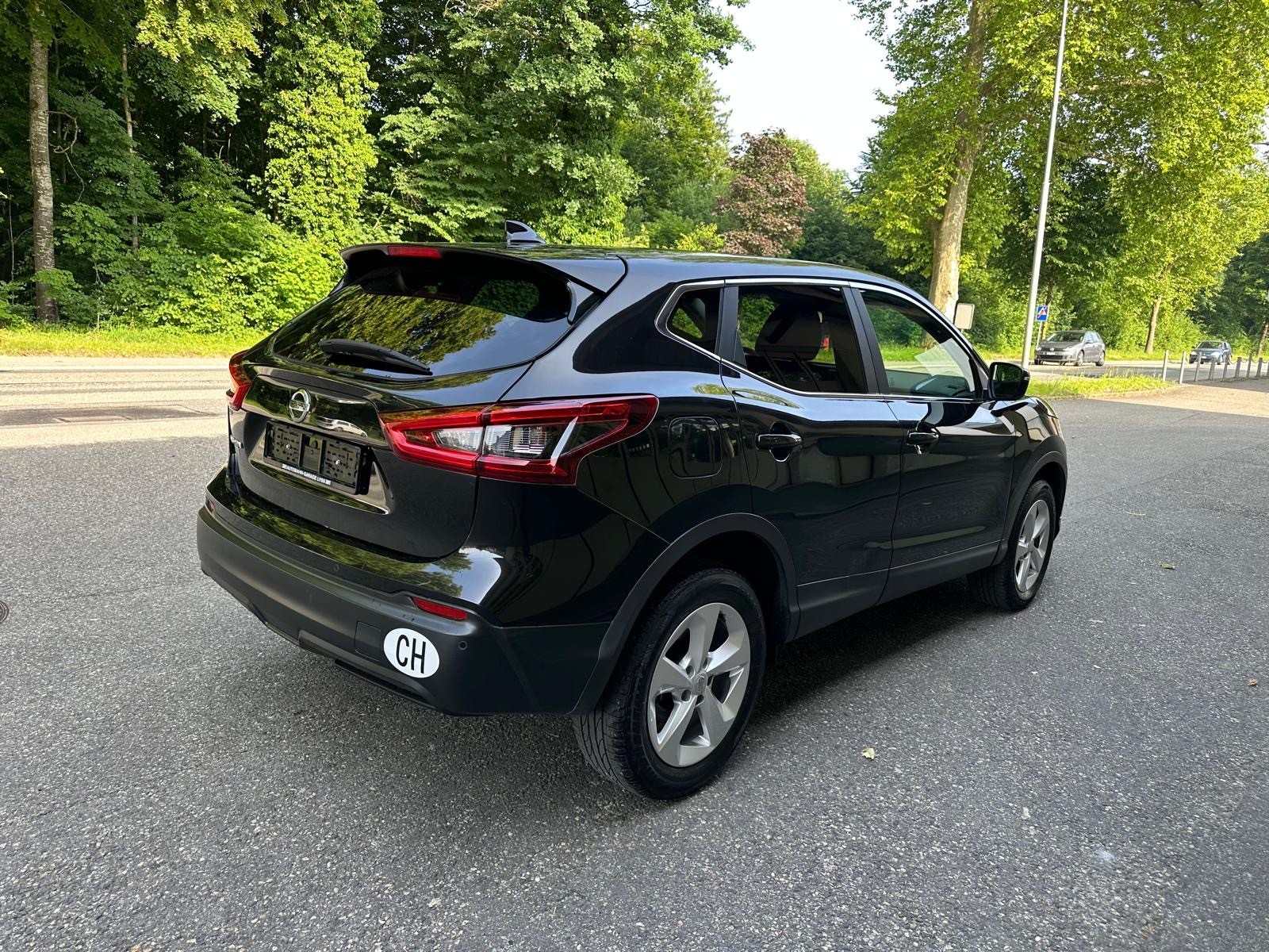 NISSAN Qashqai 1.6 dCi tekna-showroom-element-3