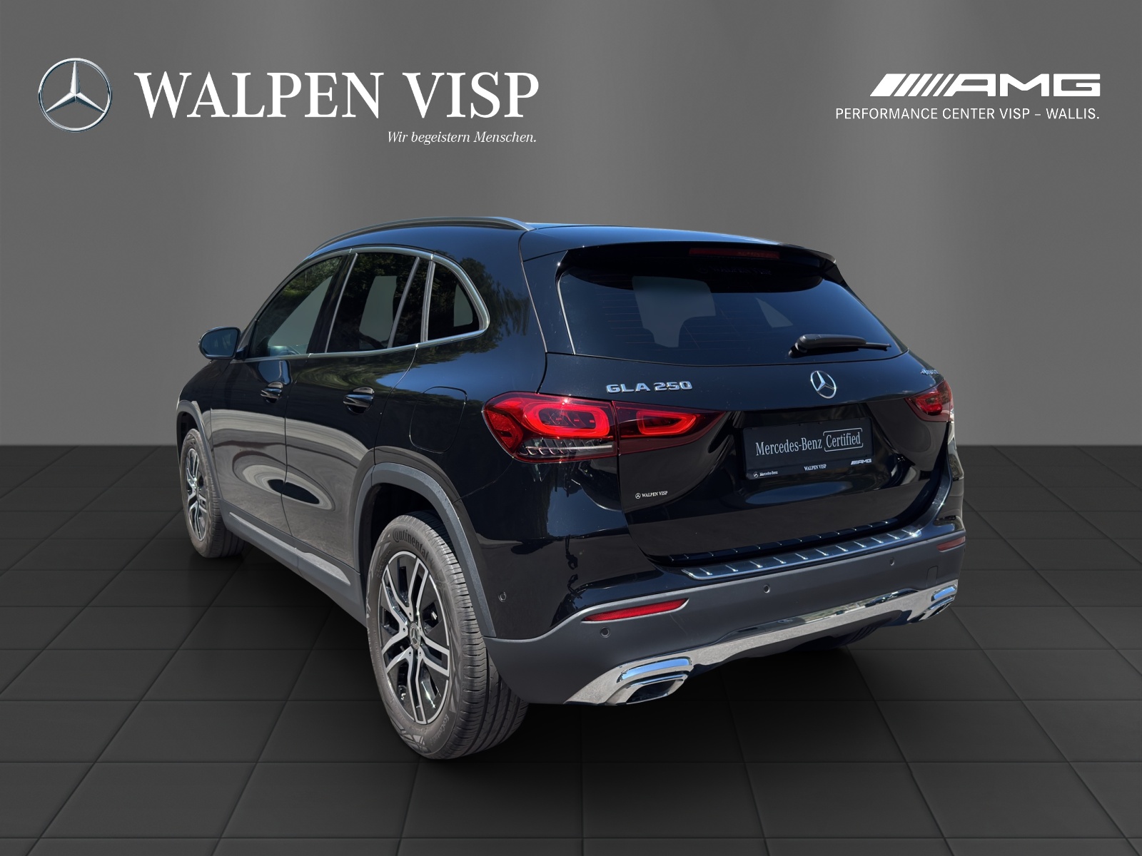 MERCEDES-BENZ GLA 250 Progressive4Matic-showroom-element-3