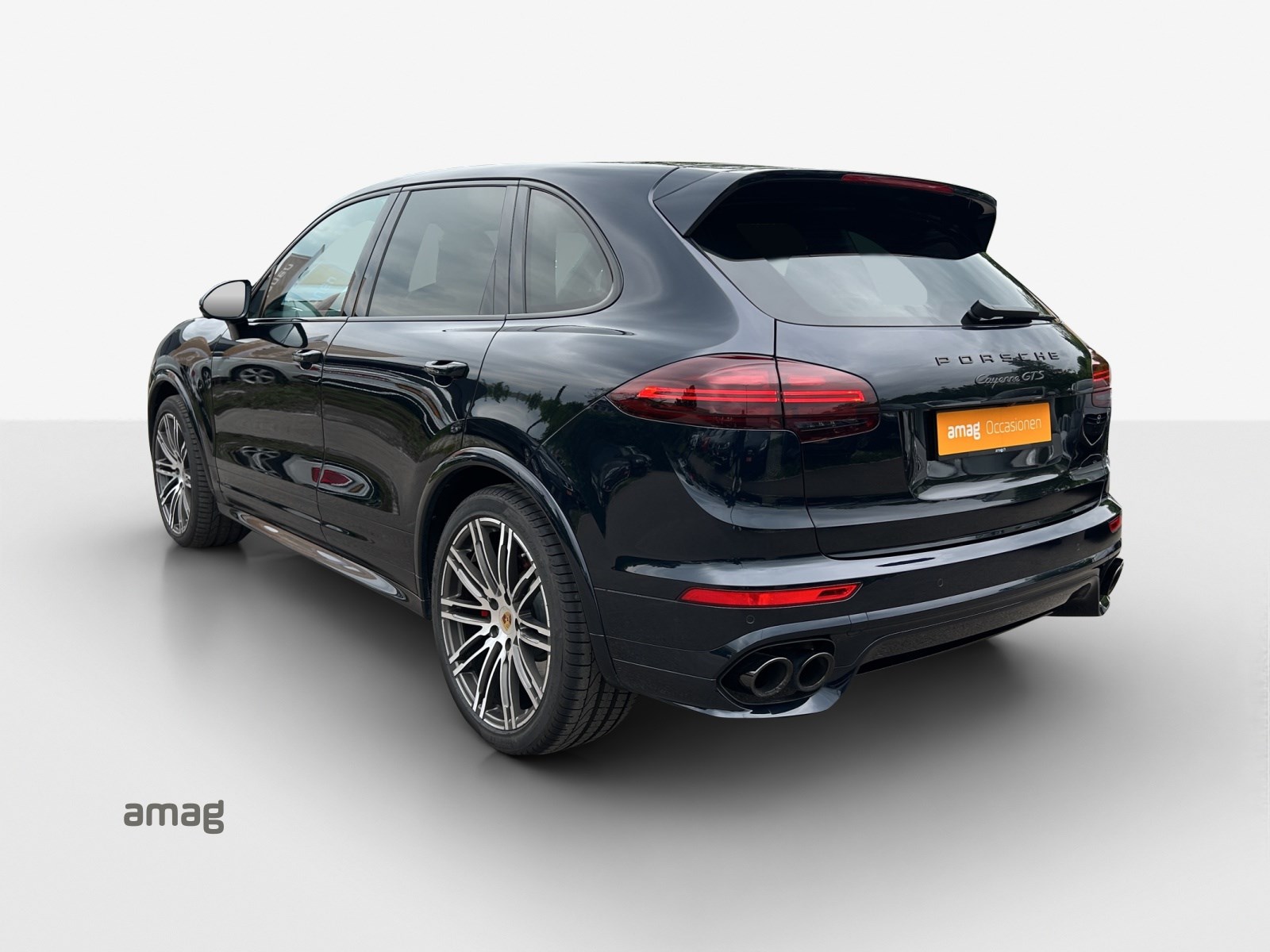 PORSCHE Cayenne GTS-showroom-element-2