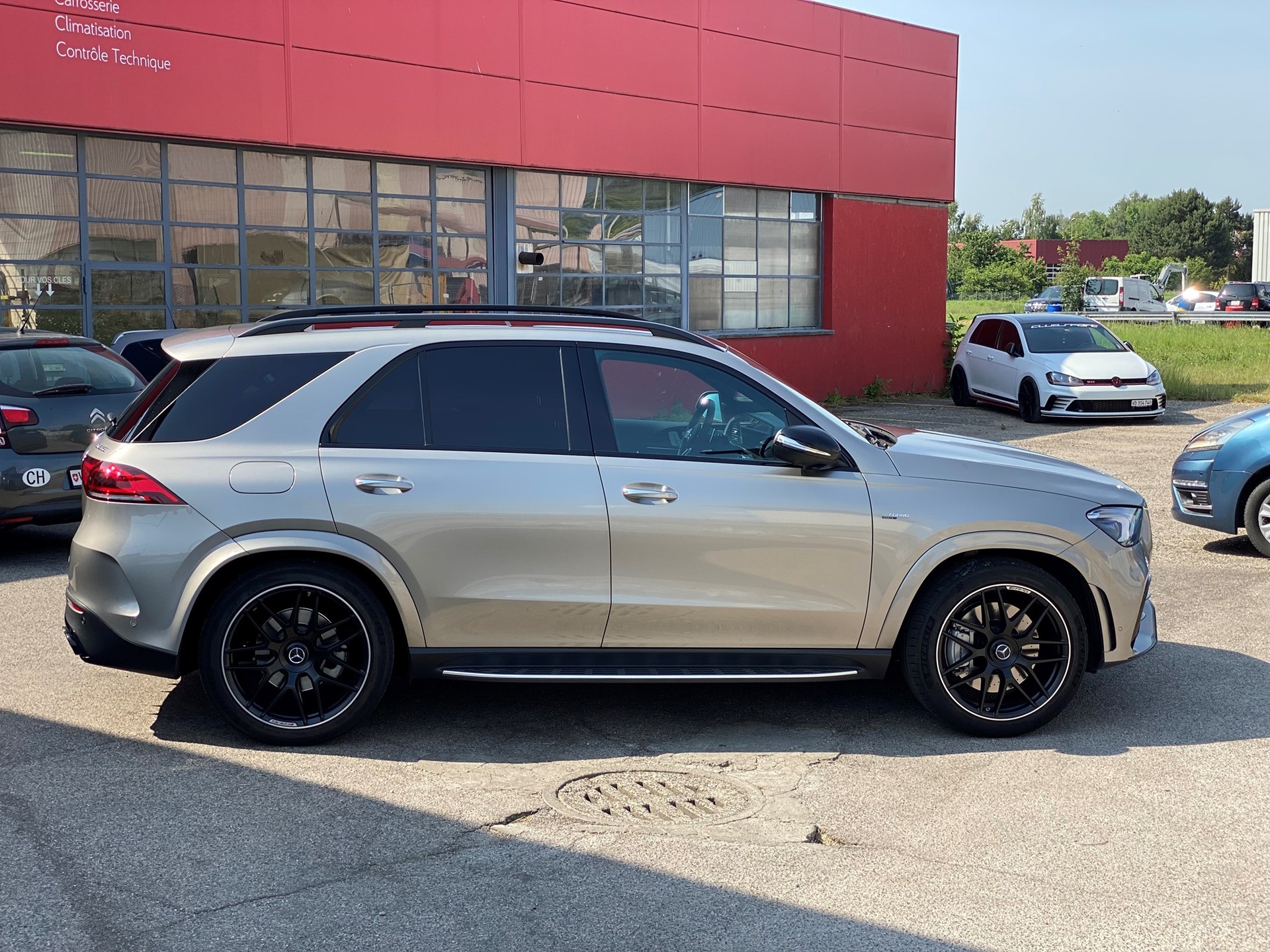 MERCEDES-BENZ GLE 53 AMG 4Matic+ 9G-Speedshift-image-4