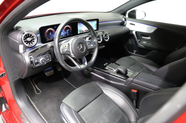 Image MERCEDES-BENZ A-250 A 250e AMG Line