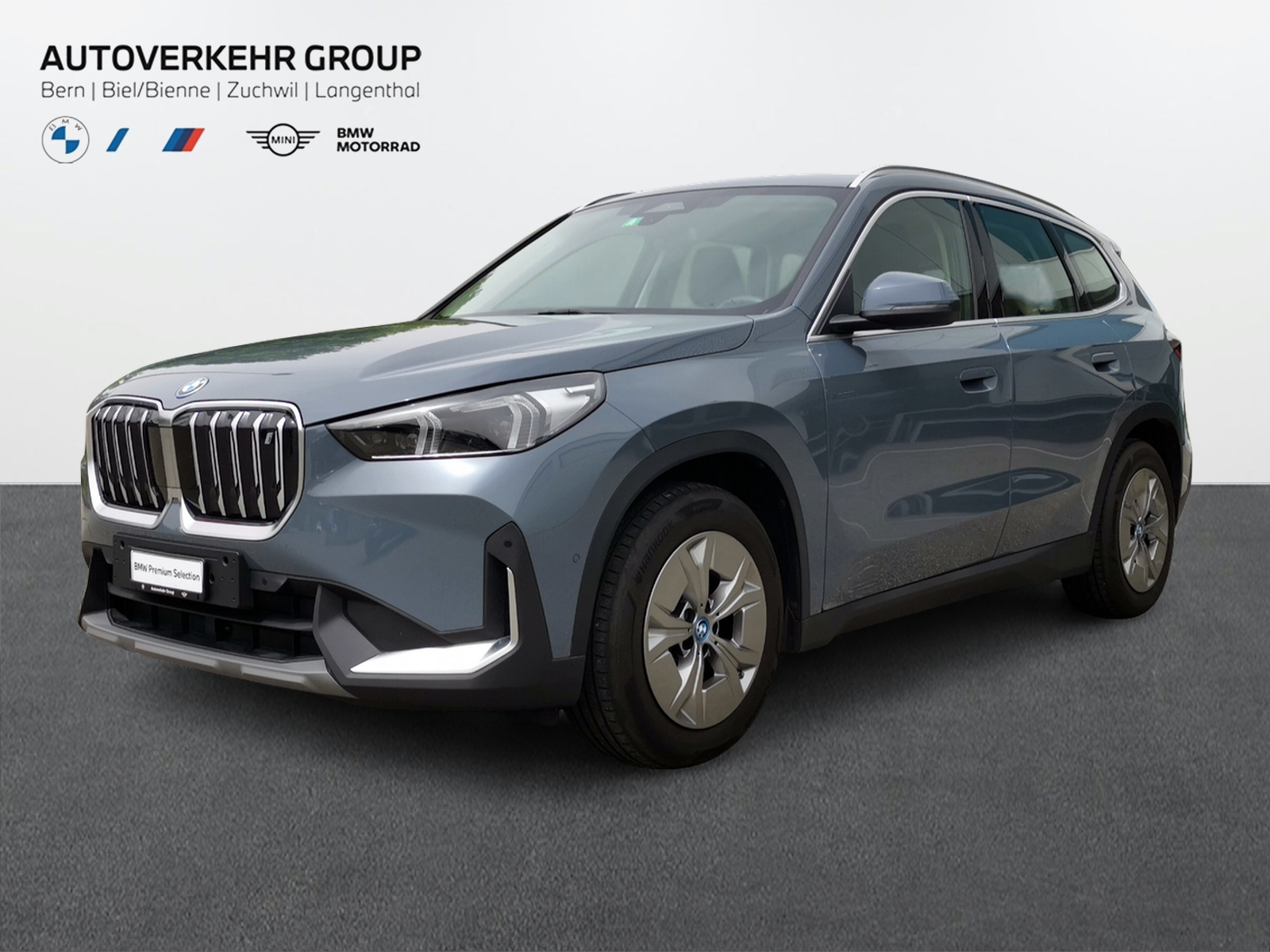 BMW iX1 xDrive 30 (SUV / Gelndewagen) 