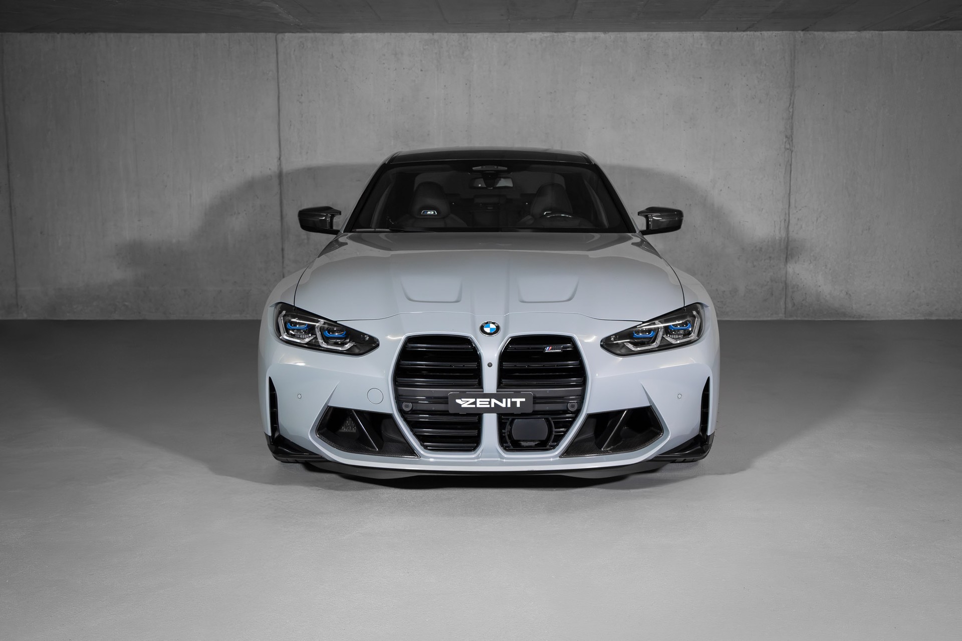 BMW M3 Competition-showroom-element-1