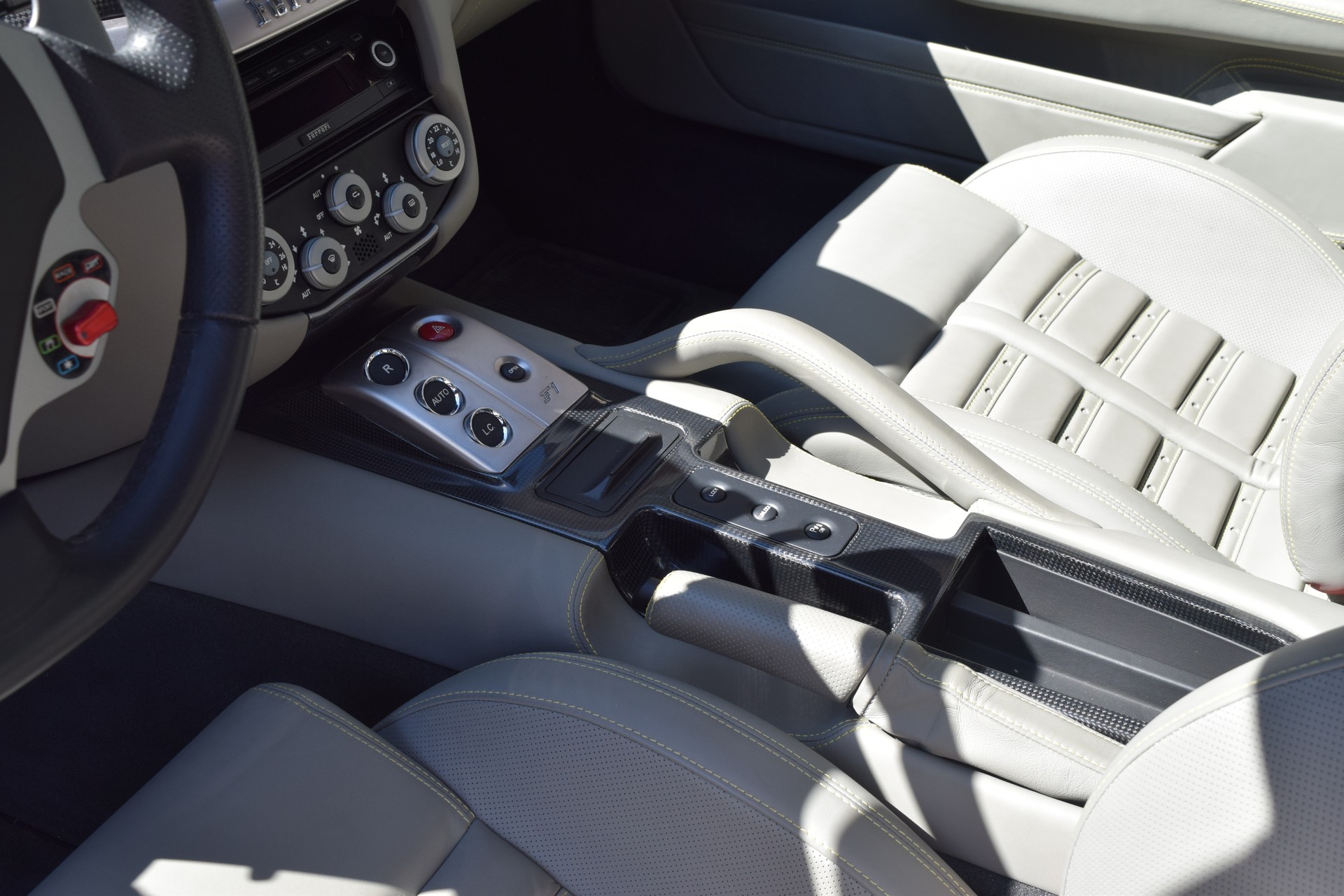 FERRARI 599 GTB-image-12