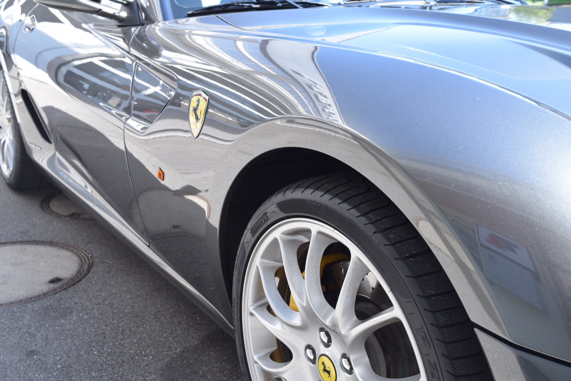 FERRARI 599 GTB-image-9