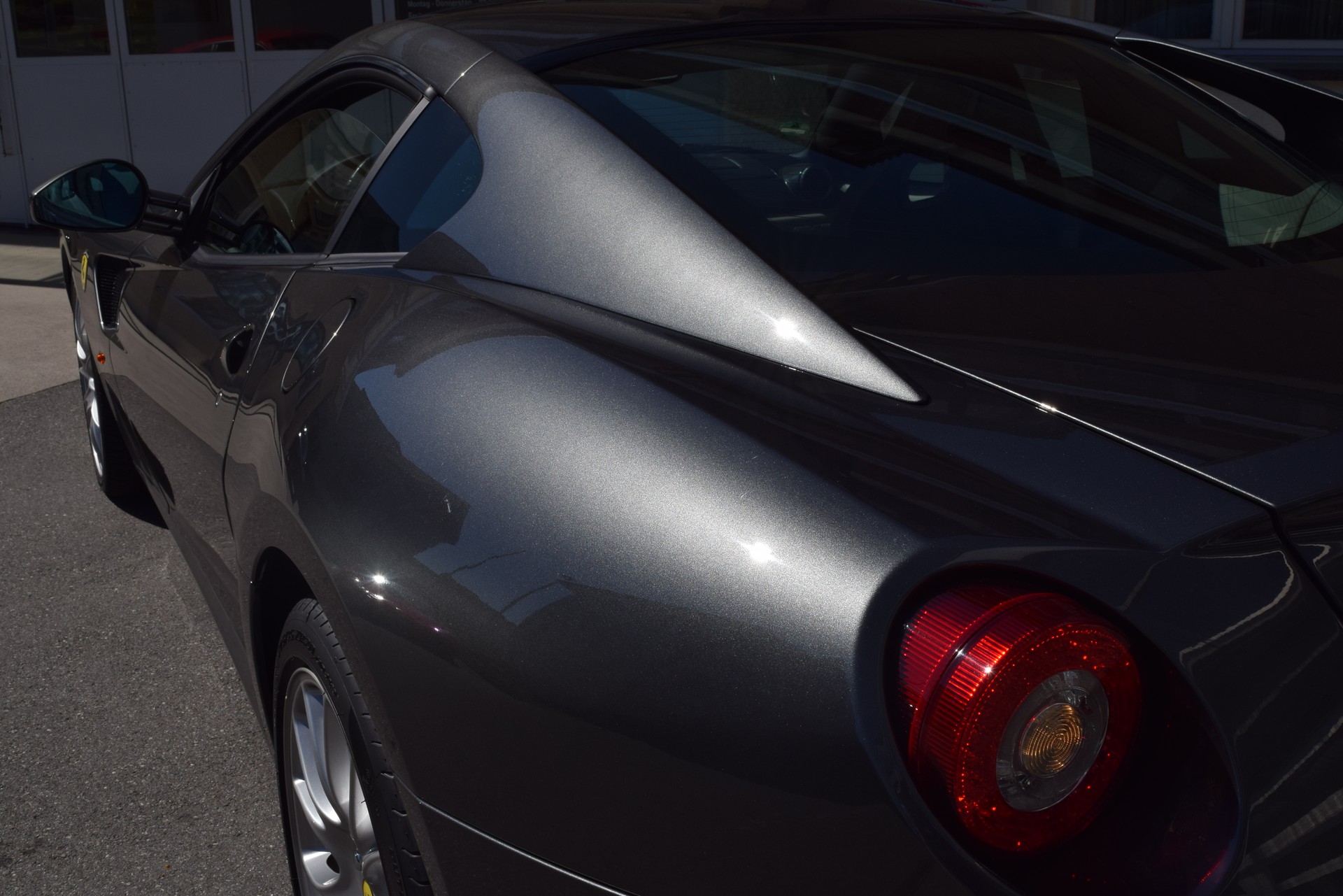 FERRARI 599 GTB-image-11