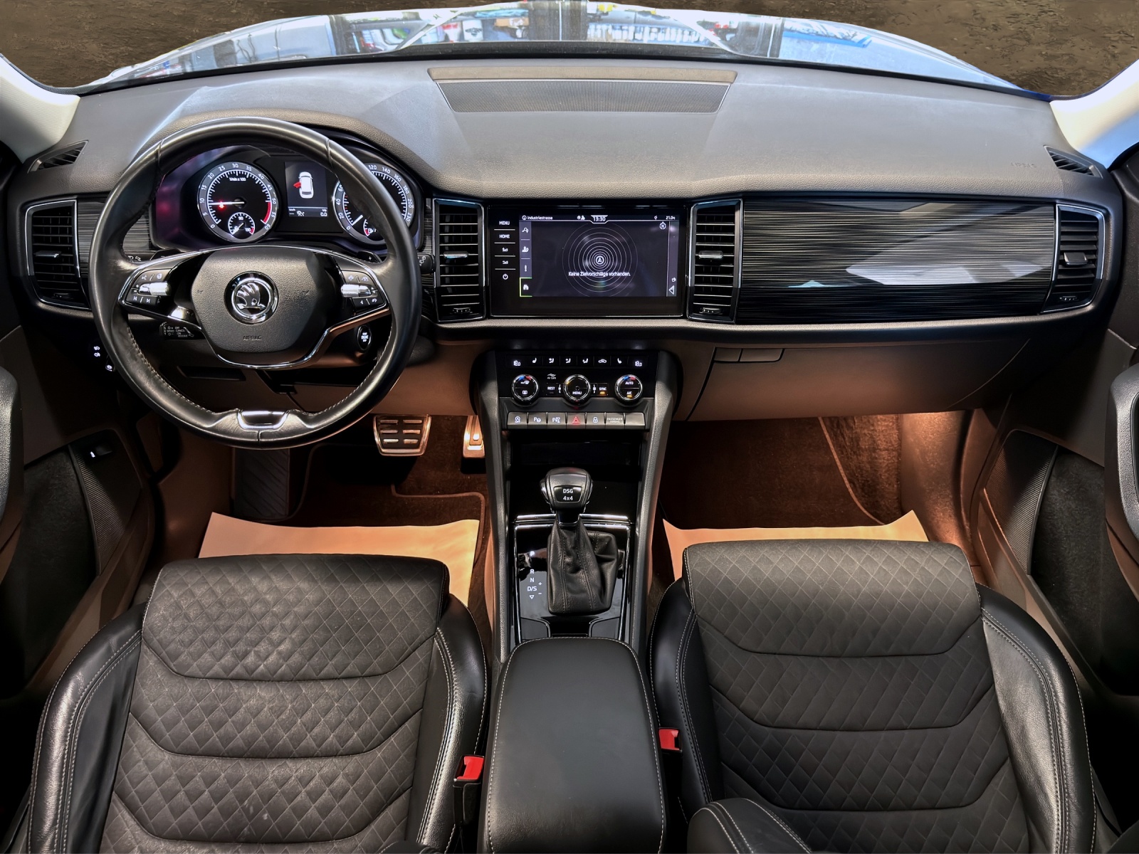 SKODA Kodiaq 2.0 TDI SCR Style 4x4 DSG-showroom-element-3