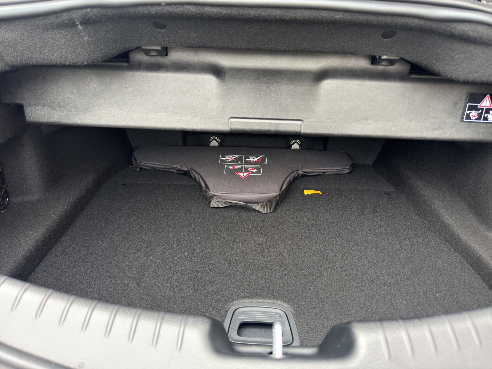 Image MERCEDES-BENZ CLE-300 CLE 300 Cabrio 4Matic 9G-Tronic