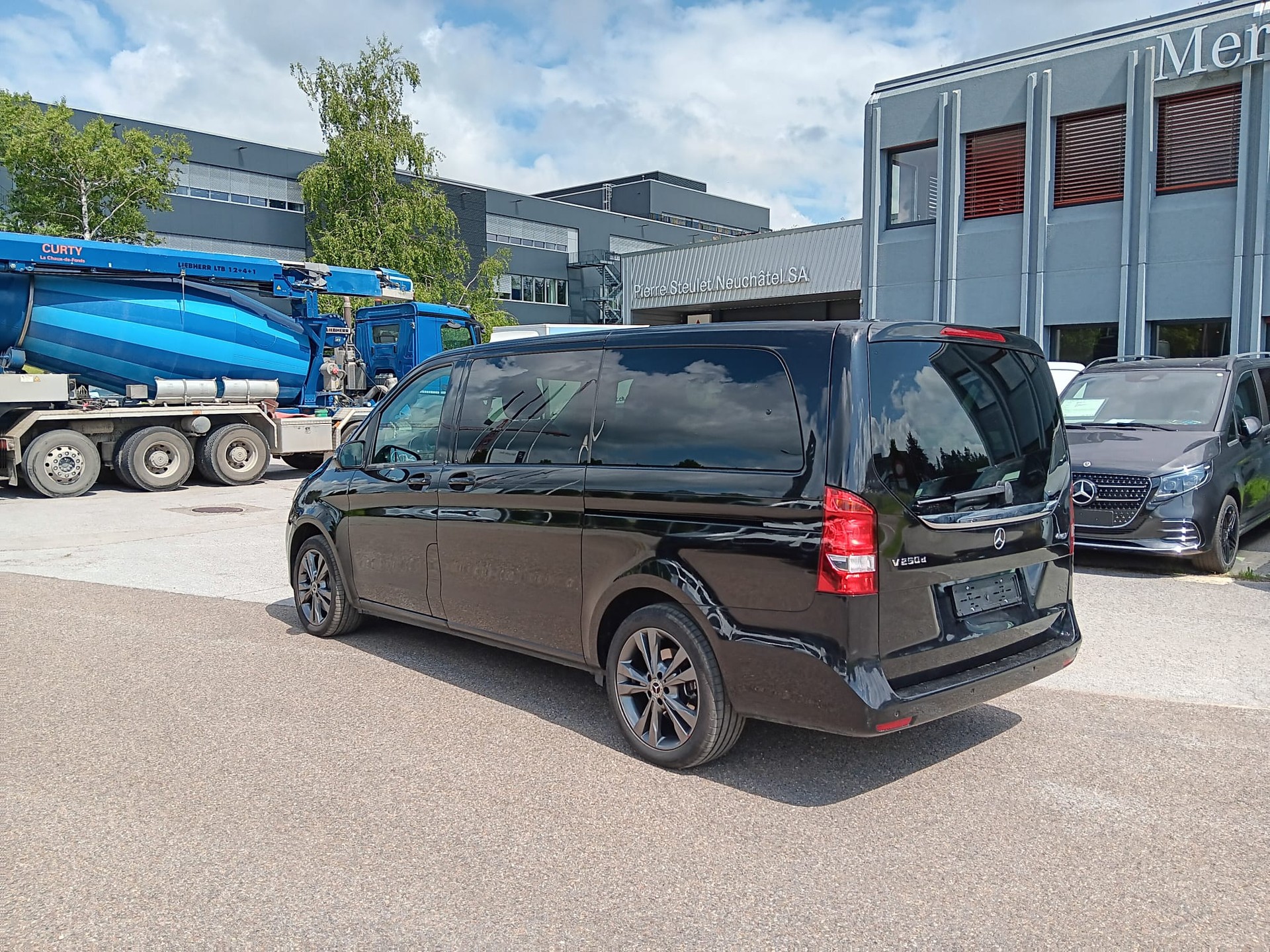 MERCEDES-BENZ V 250 d Lang 4 Matic 7G-Tronic-image-4