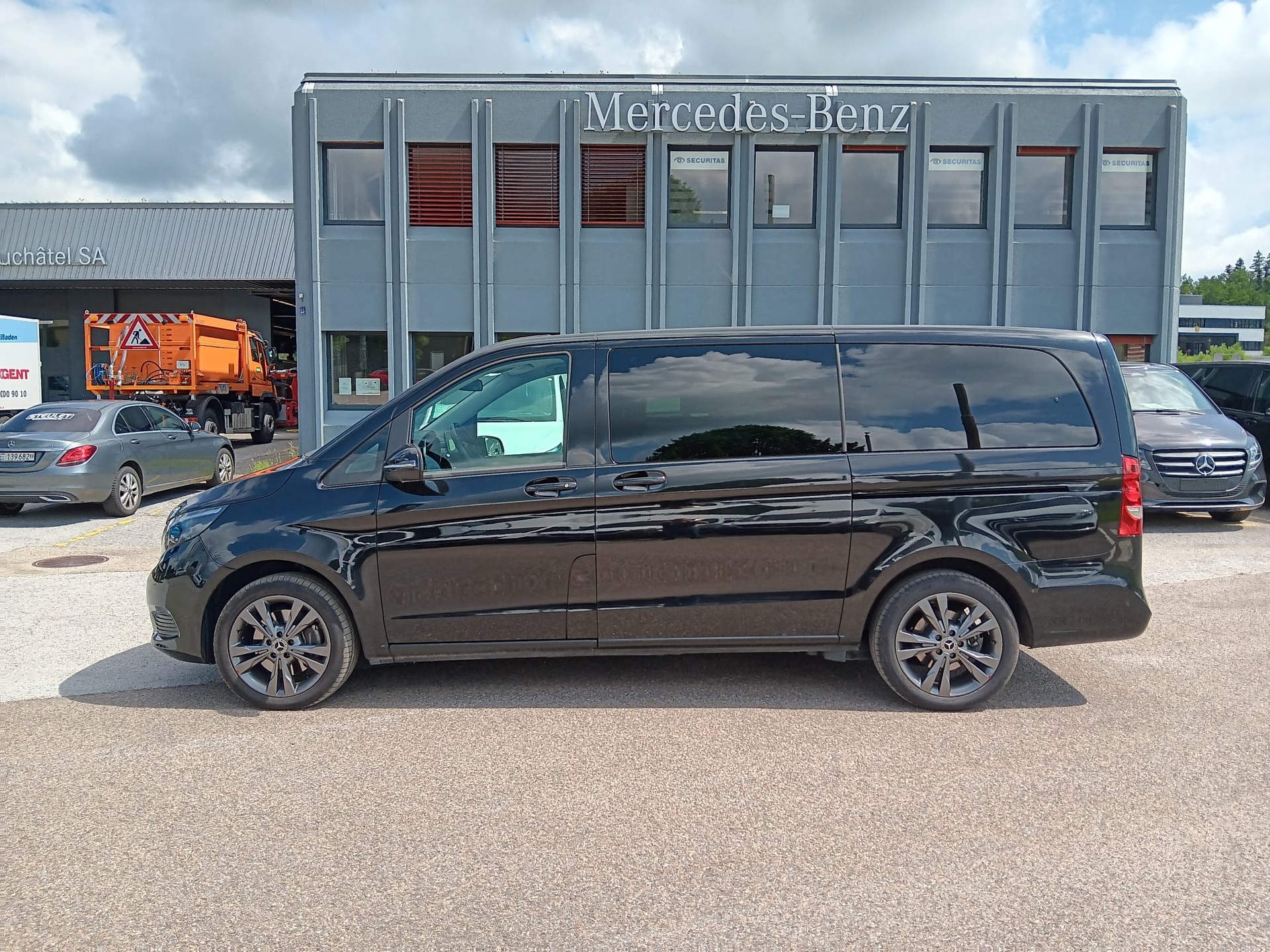 MERCEDES-BENZ V 250 d Lang 4 Matic 7G-Tronic-image-3