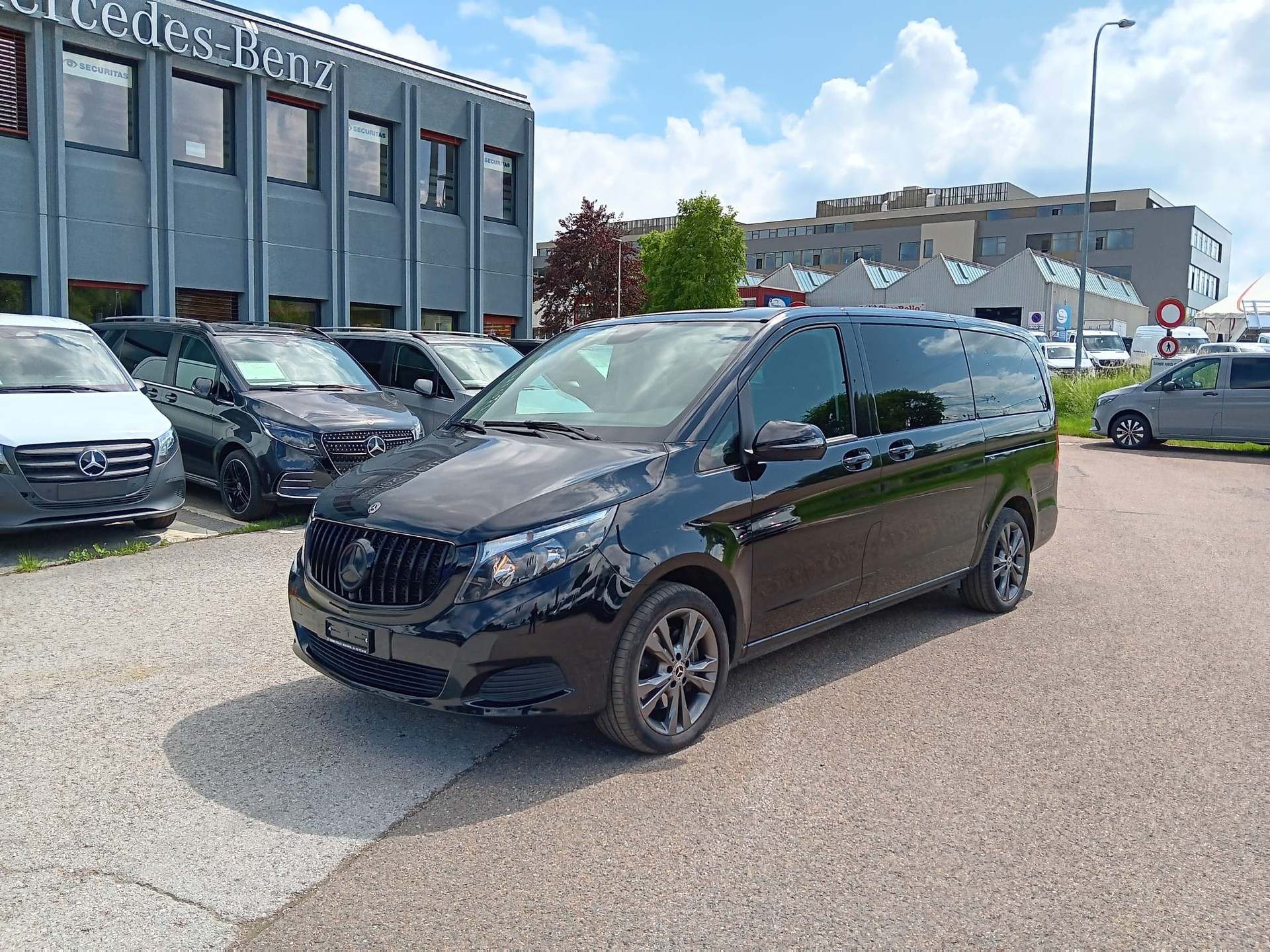 MERCEDES-BENZ V 250 d Lang 4 Matic 7G-Tronic-image-2