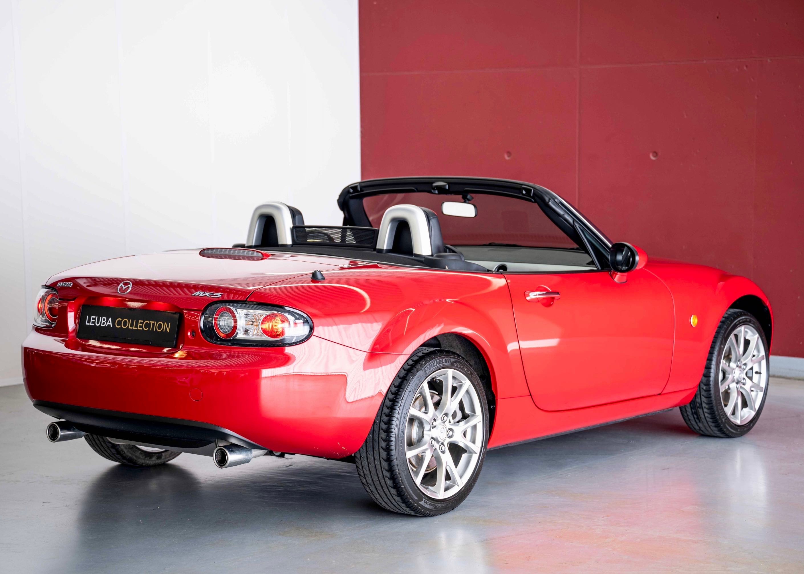 Image MAZDA MX-5 MX-5 2.0i 16V 3rd Generation (Swiss car, 1st paint, full Mazda service history, certified mileage)