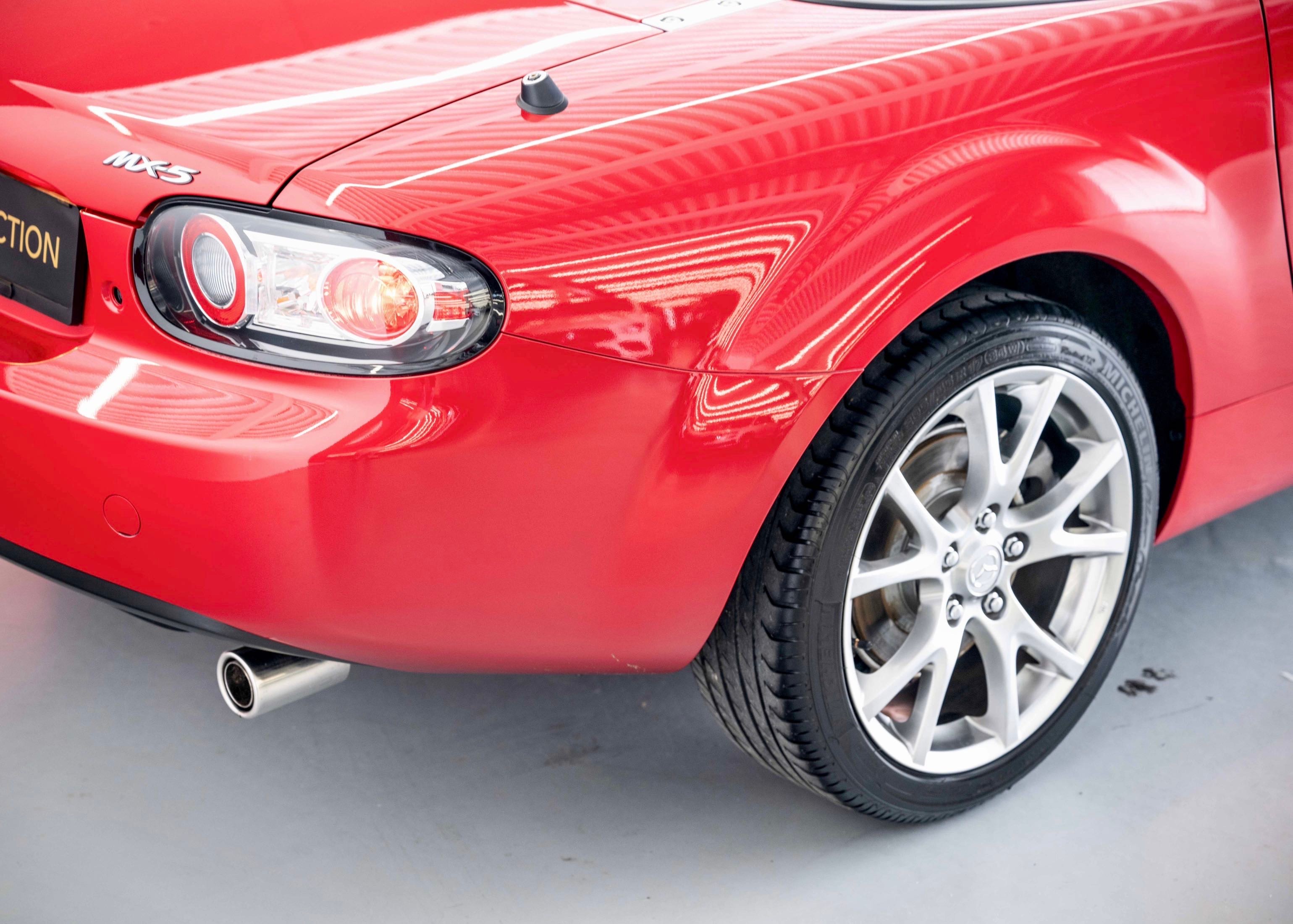Image MAZDA MX-5 MX-5 2.0i 16V 3rd Generation (Swiss car, 1st paint, full Mazda service history, certified mileage)