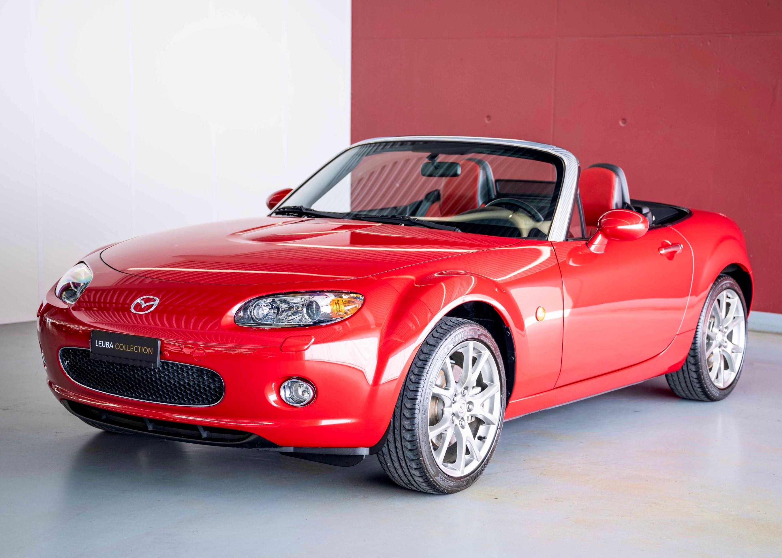 Image MAZDA MX-5 MX-5 2.0i 16V 3rd Generation (Swiss car, 1st paint, full Mazda service history, certified mileage)