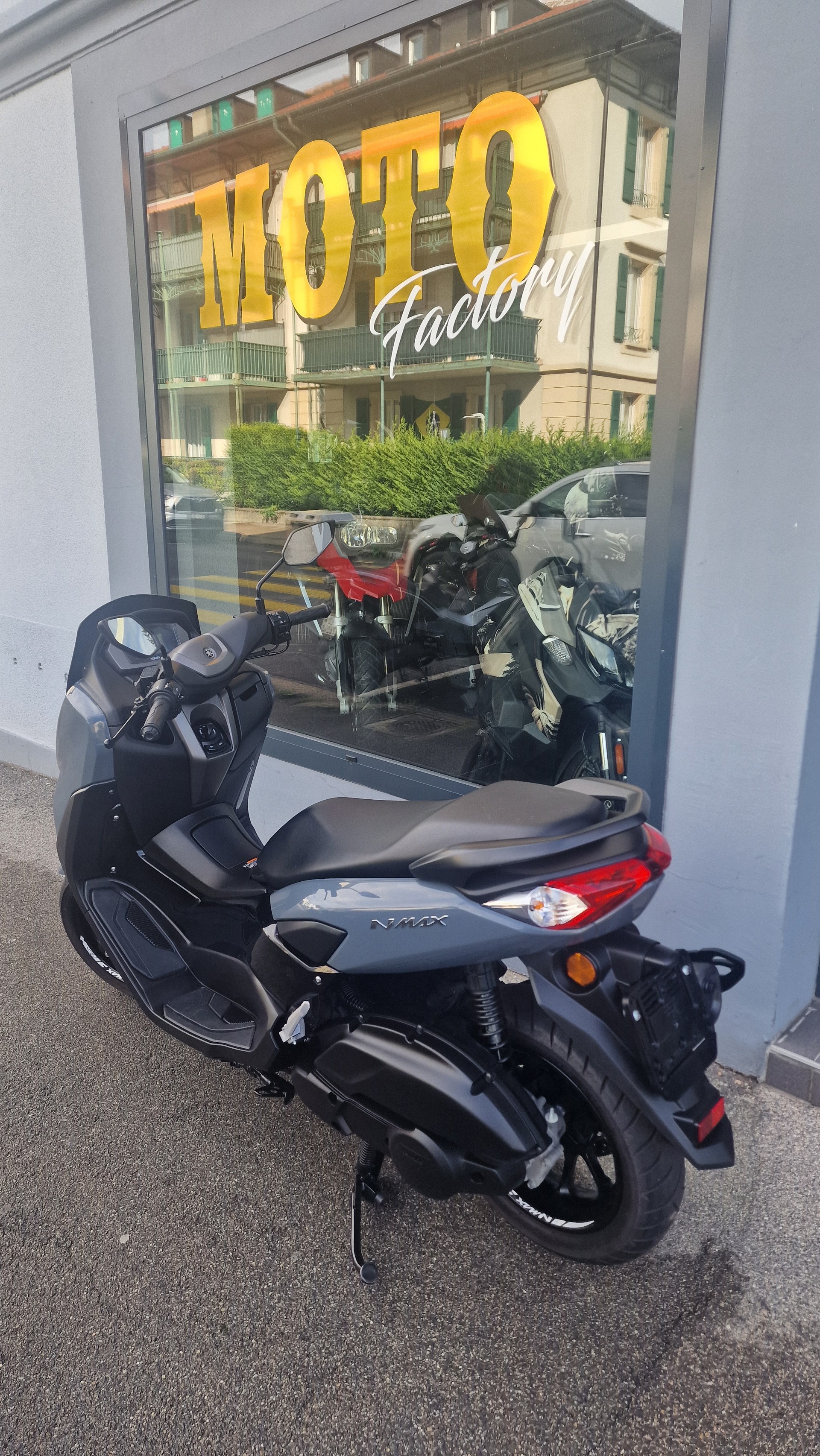YAMAHA NMax GPD 125 Kaufen