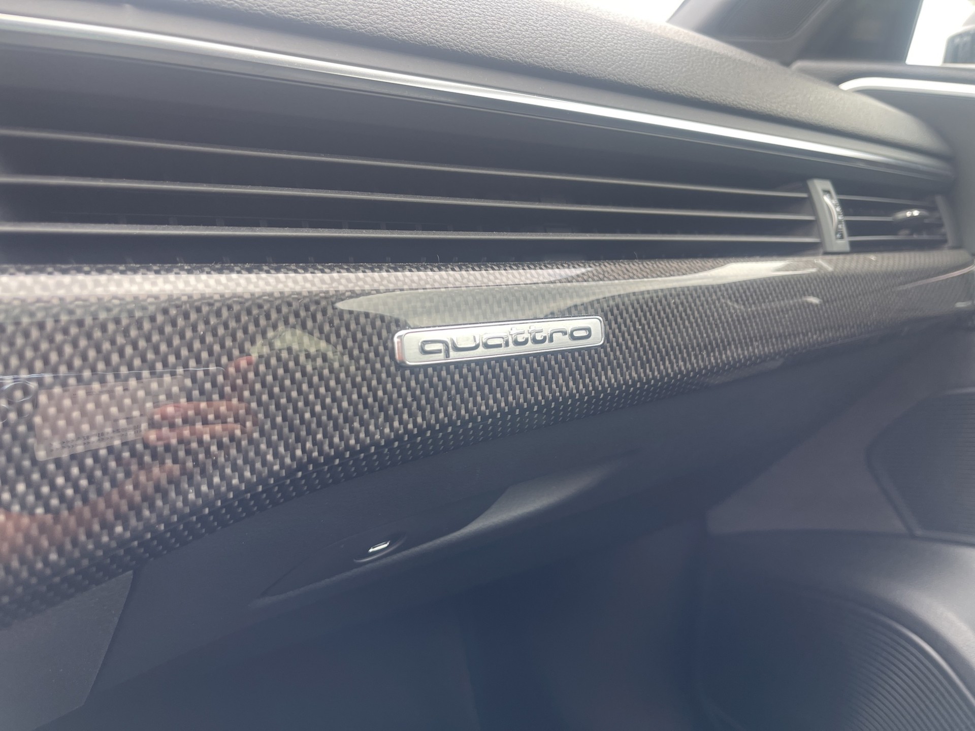 AUDI S4 3.0 TFSI Sport quattro tiptronic-image-18