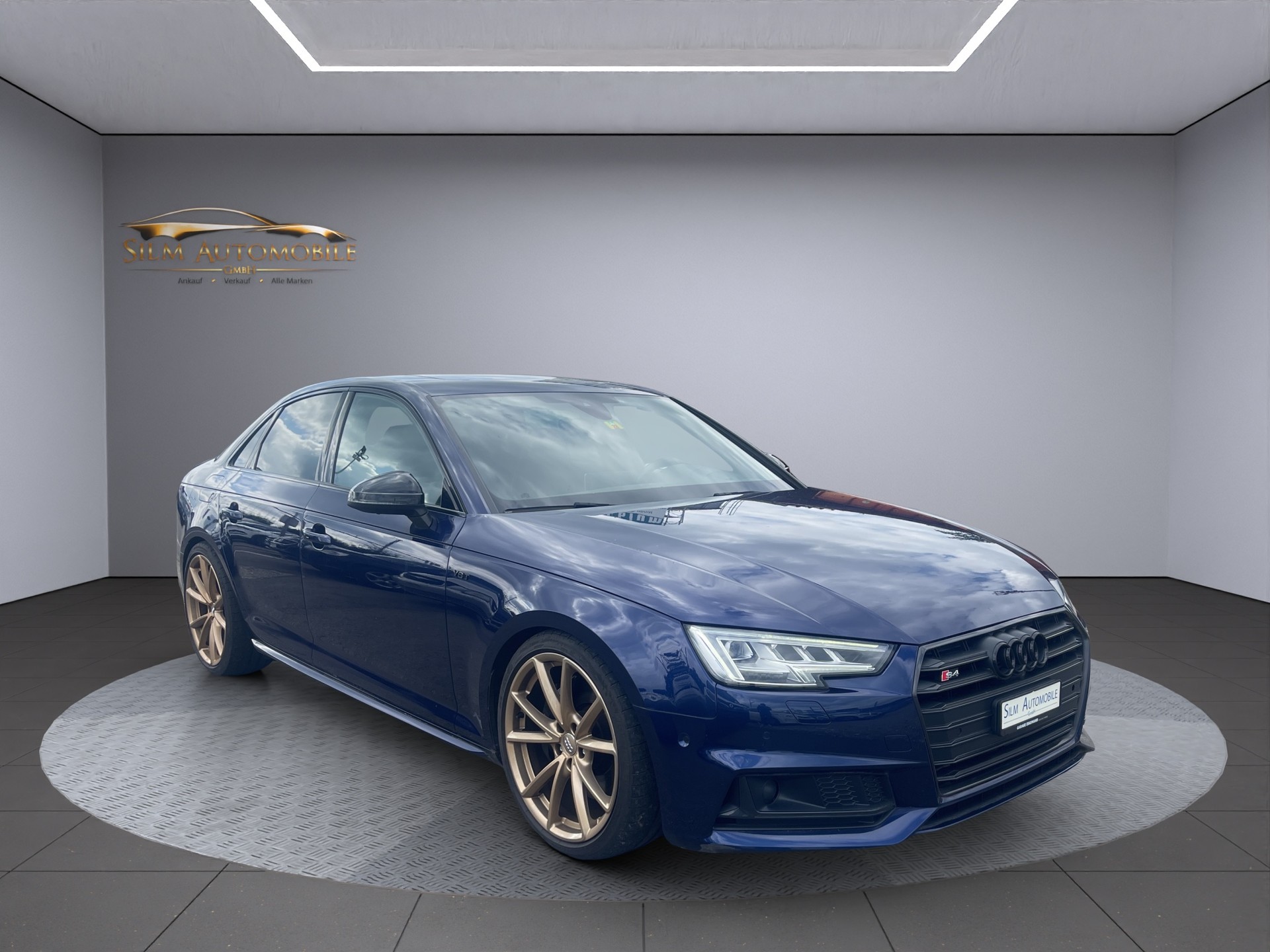 AUDI S4 3.0 TFSI Sport quattro tiptronic-image-0