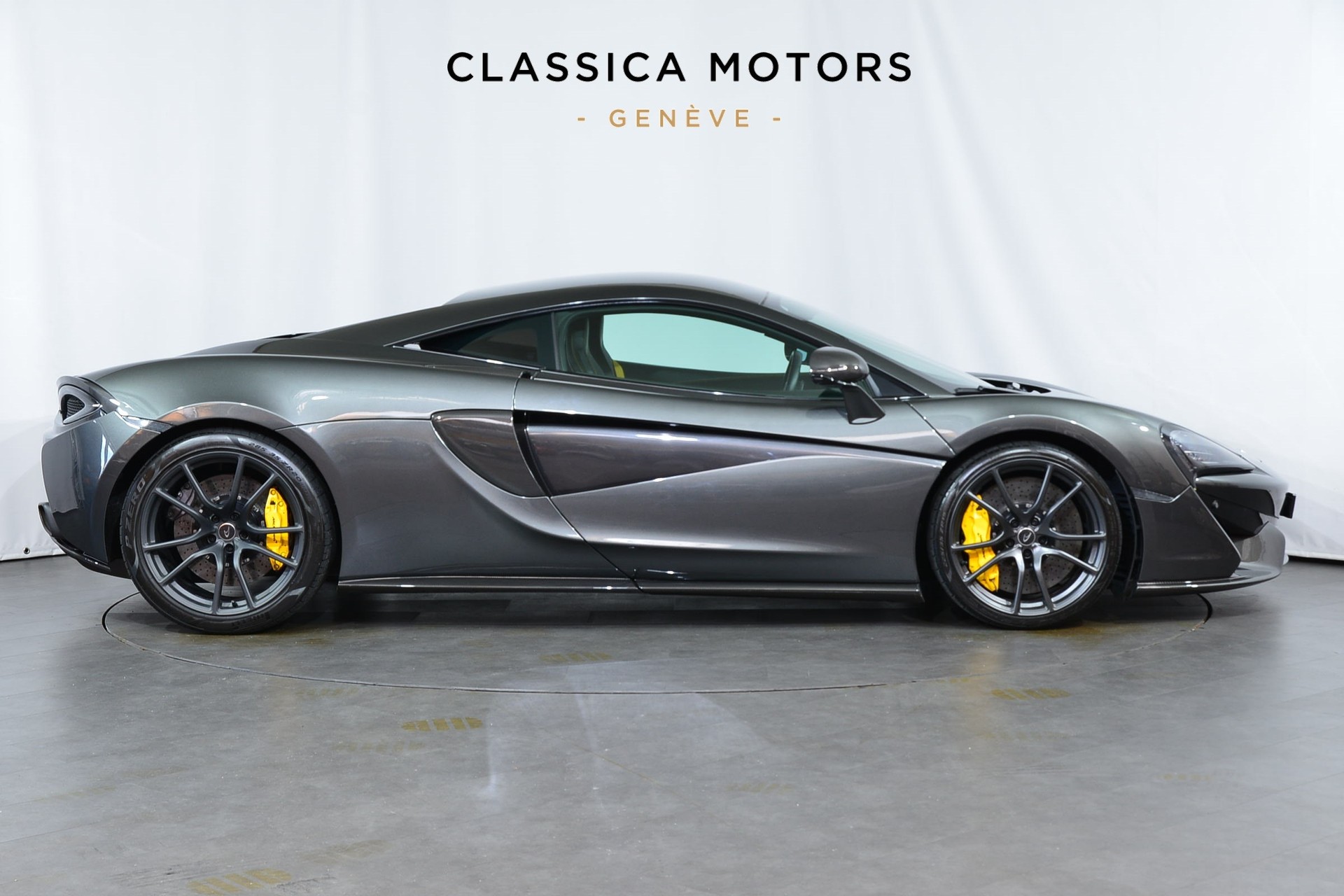McLAREN 570S Coupé 3.8 V8 SSG-showroom-element-1