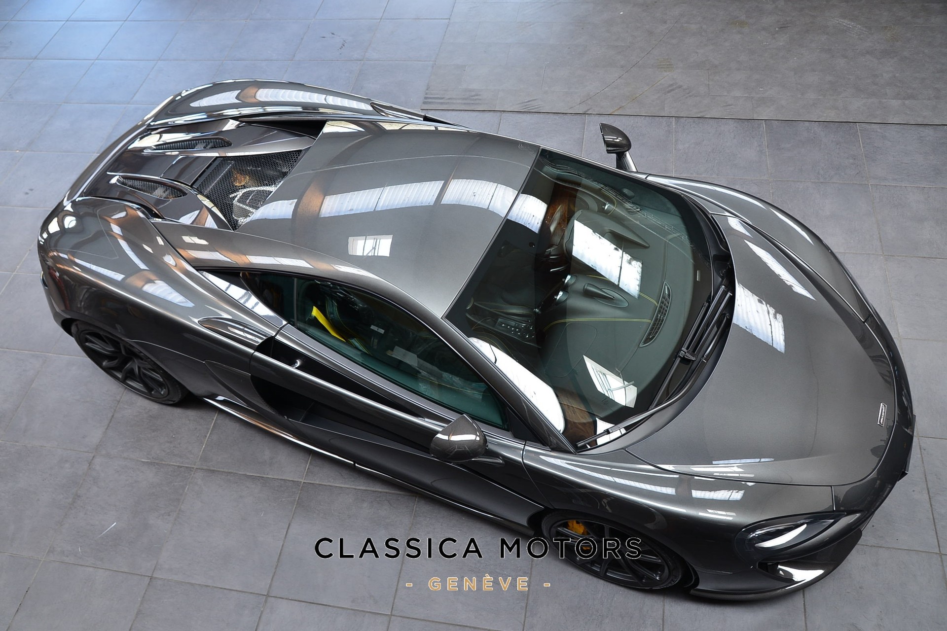 McLAREN 570S Coupé 3.8 V8 SSG-image-14
