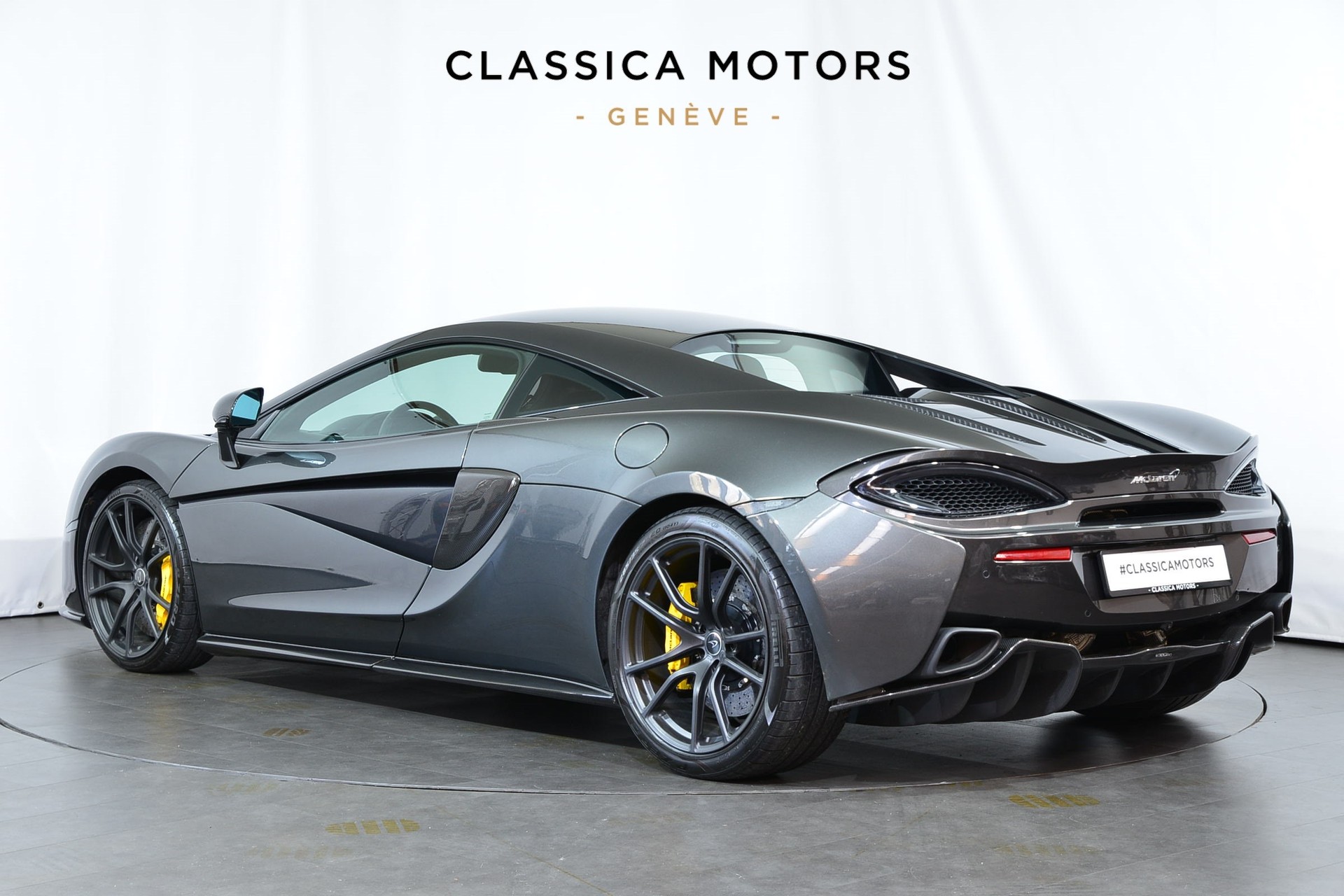 McLAREN 570S Coupé 3.8 V8 SSG-image-4