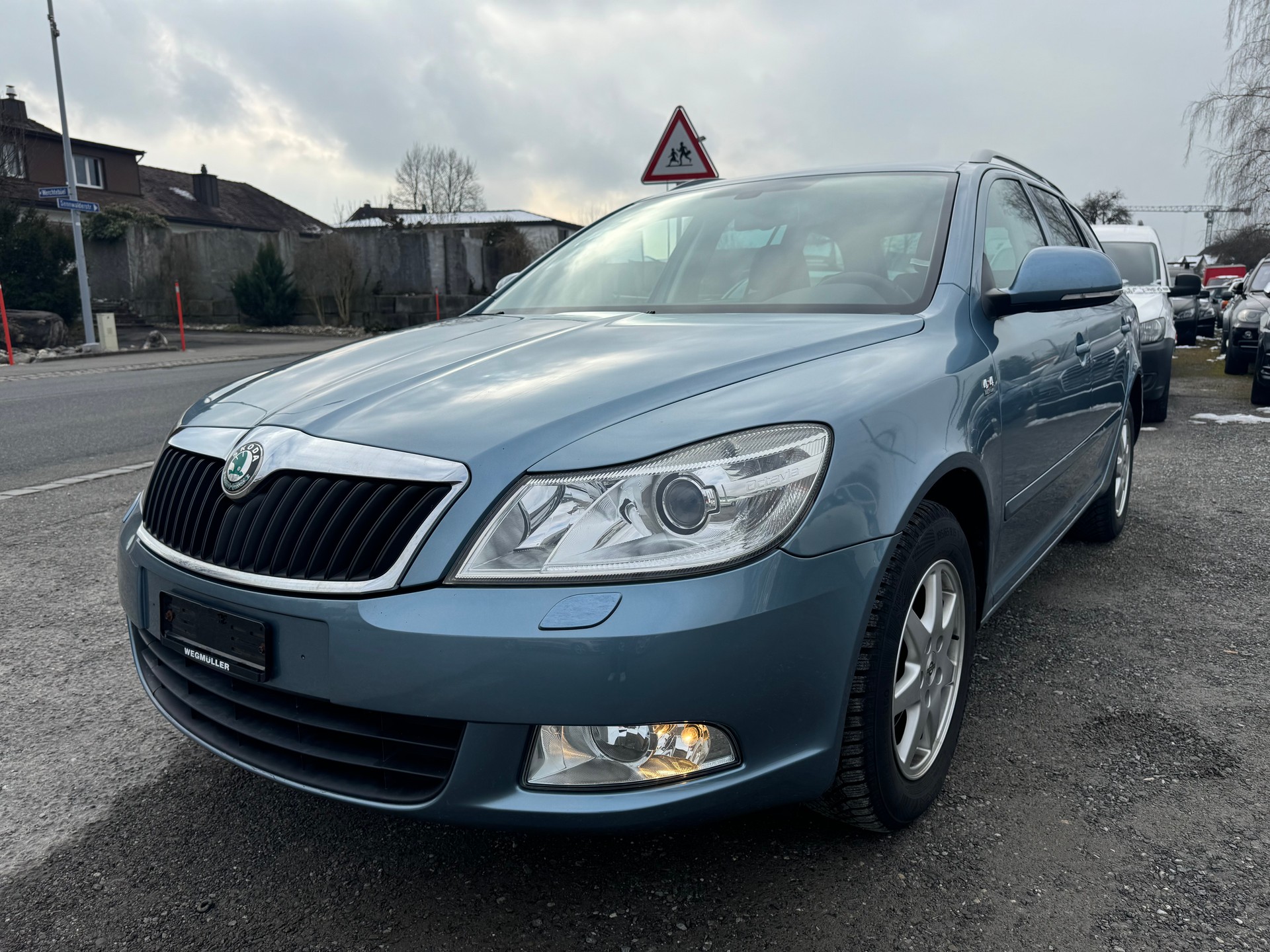 SKODA Octavia Combi 2.0 TDI Elegance 4x4 DSG