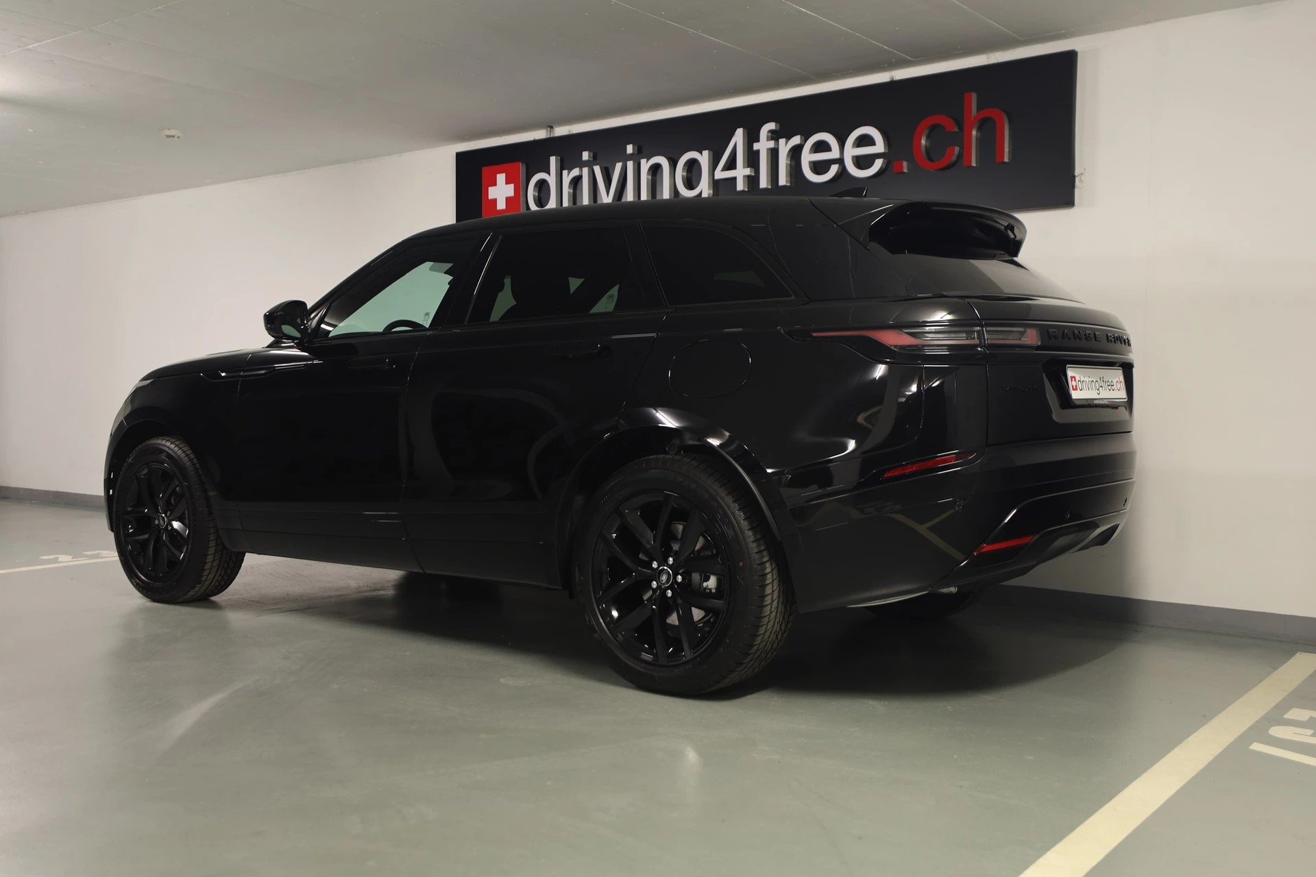 LAND ROVER Range Rover Velar P400e 2.0 I4 PHEV Dynamic SE Automatic-showroom-element-2