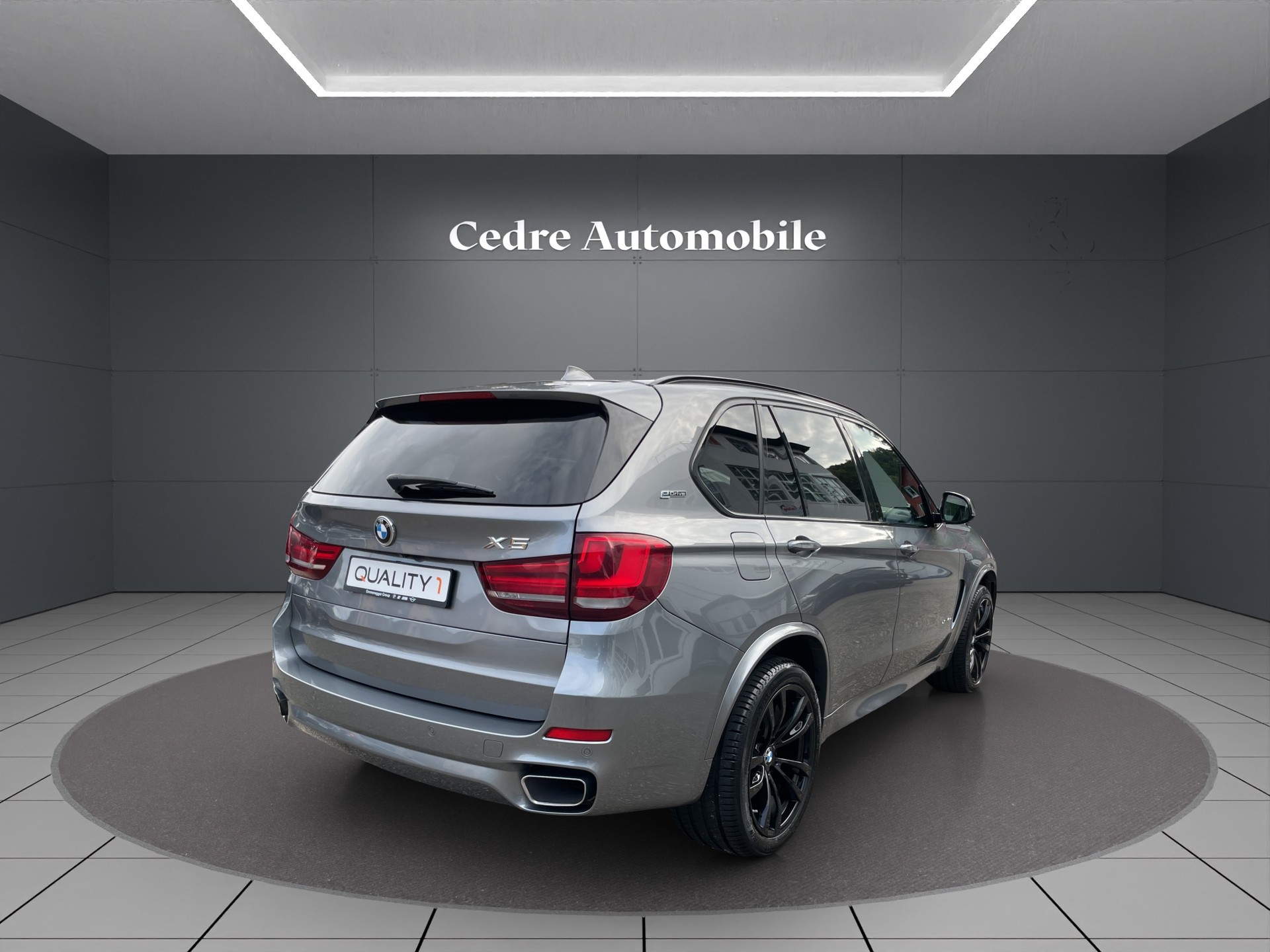 BMW X5 xDrive 40e iPerformance Pure M Sport Steptronic-showroom-element-3