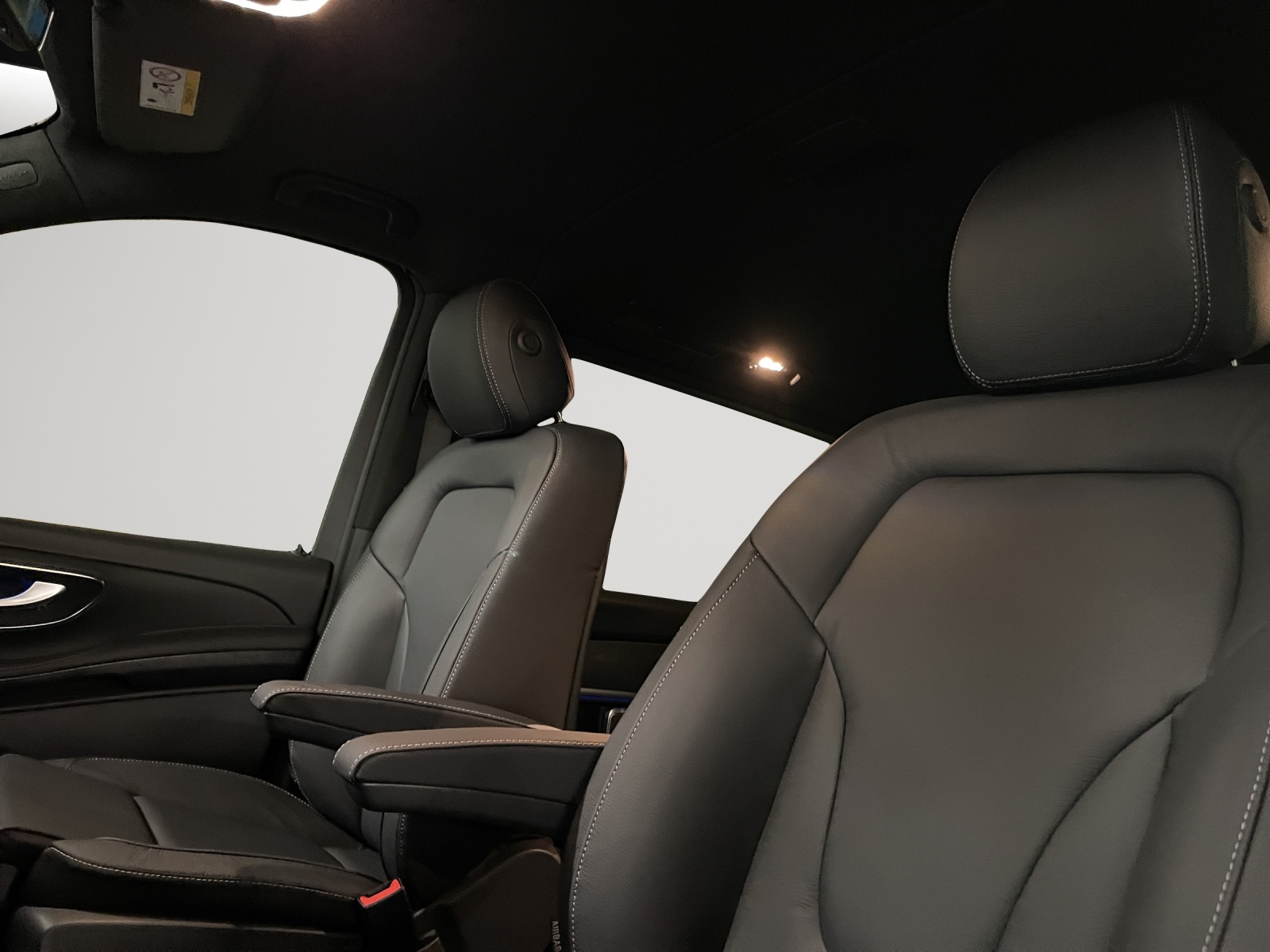 Image MERCEDES-BENZ V-250 V 250 d extralang 4Matic Avantgarde 9G-Tronic