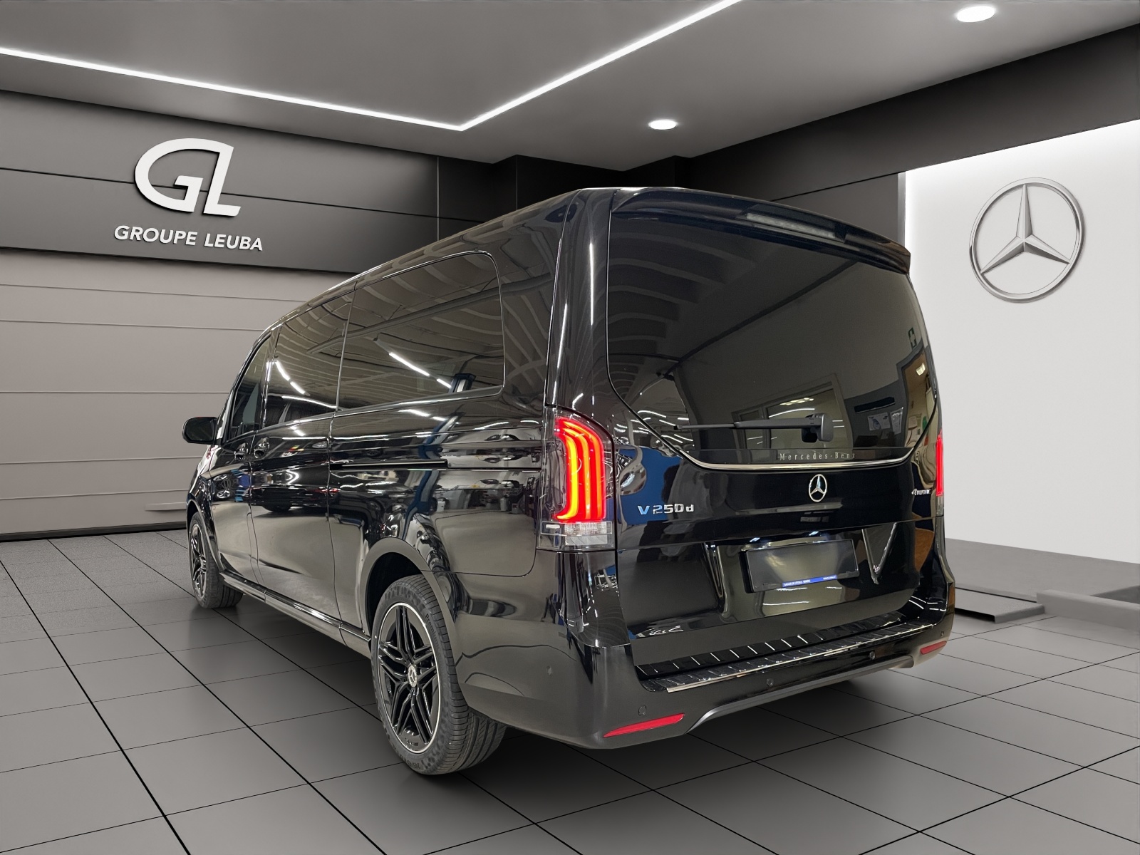 Image MERCEDES-BENZ V-250 V 250 d extralang 4Matic Avantgarde 9G-Tronic