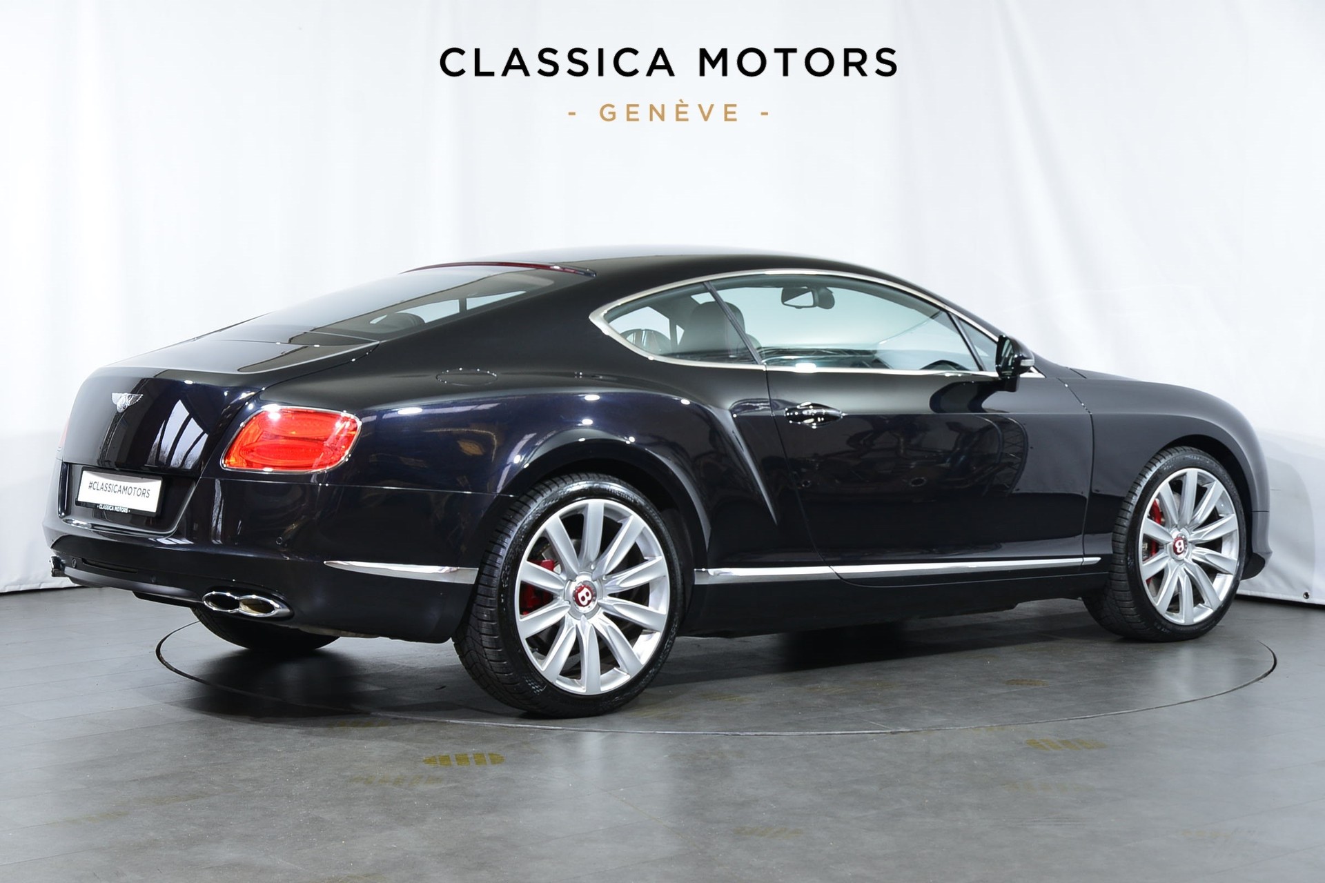 BENTLEY Continental GT 4.0 V8-showroom-element-2