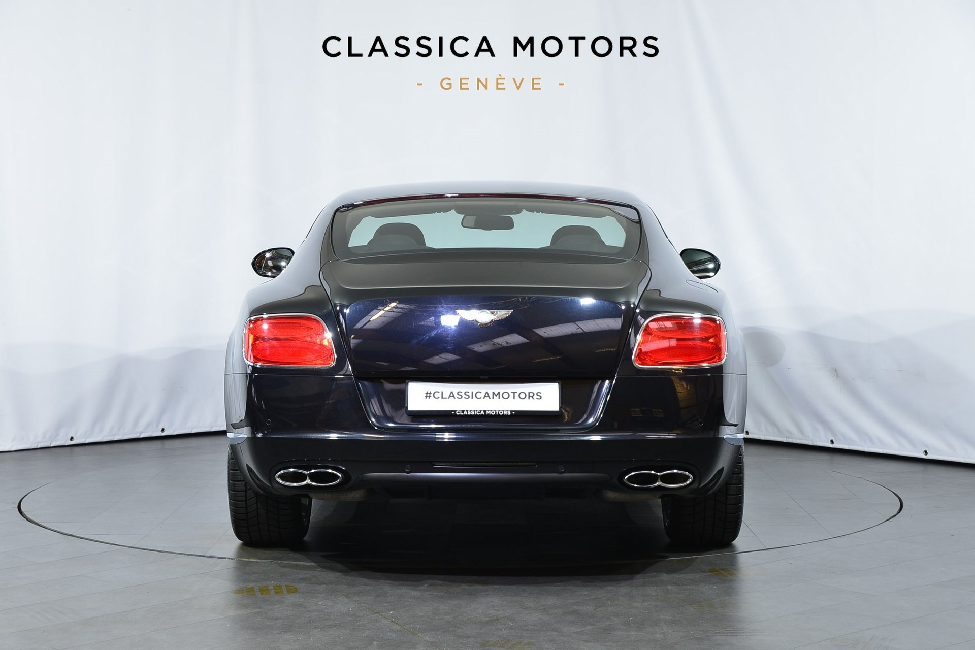 BENTLEY Continental GT 4.0 V8-showroom-element-3
