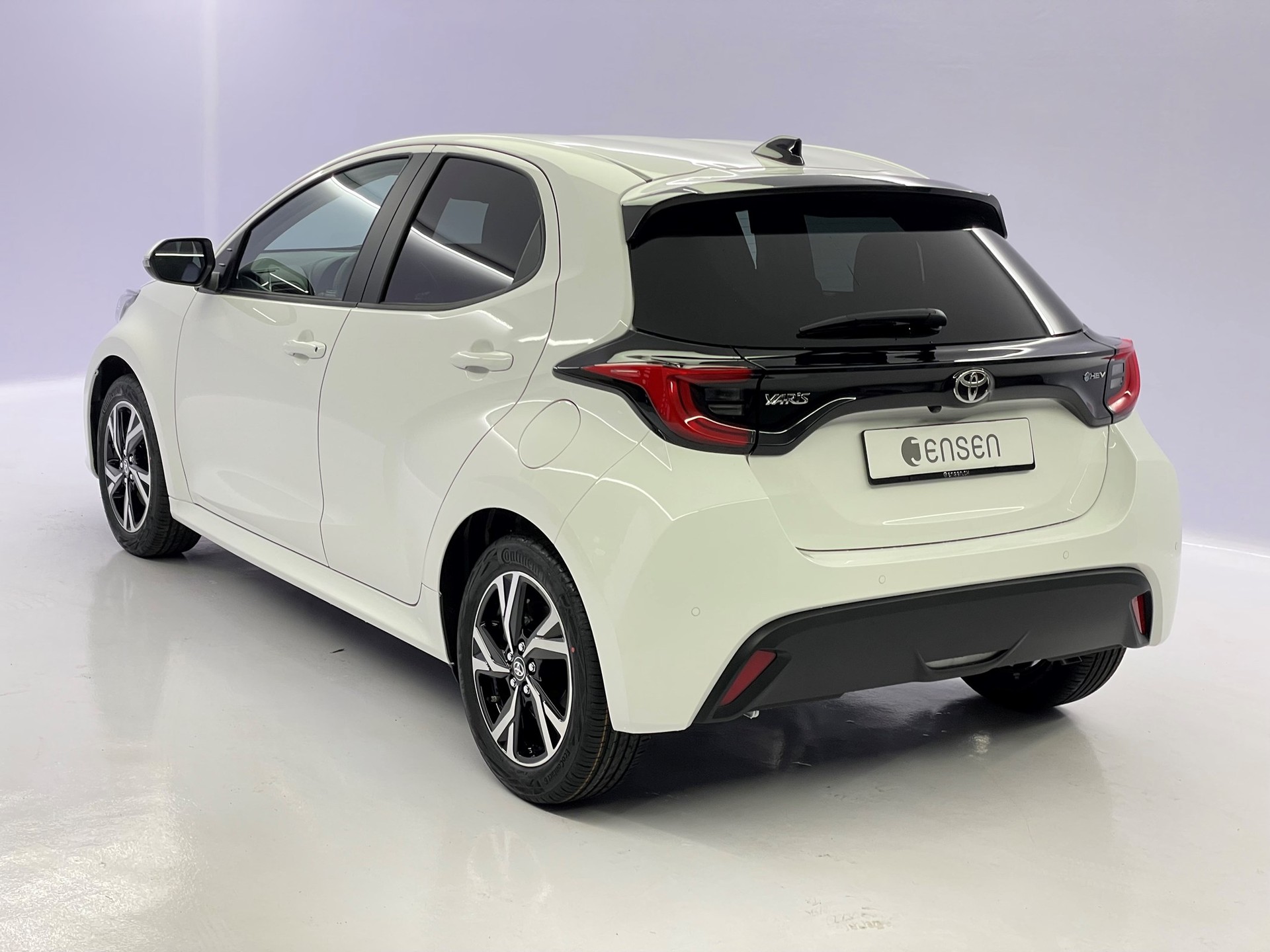 TOYOTA Yaris Hybrid 1.5 Trend-image-4