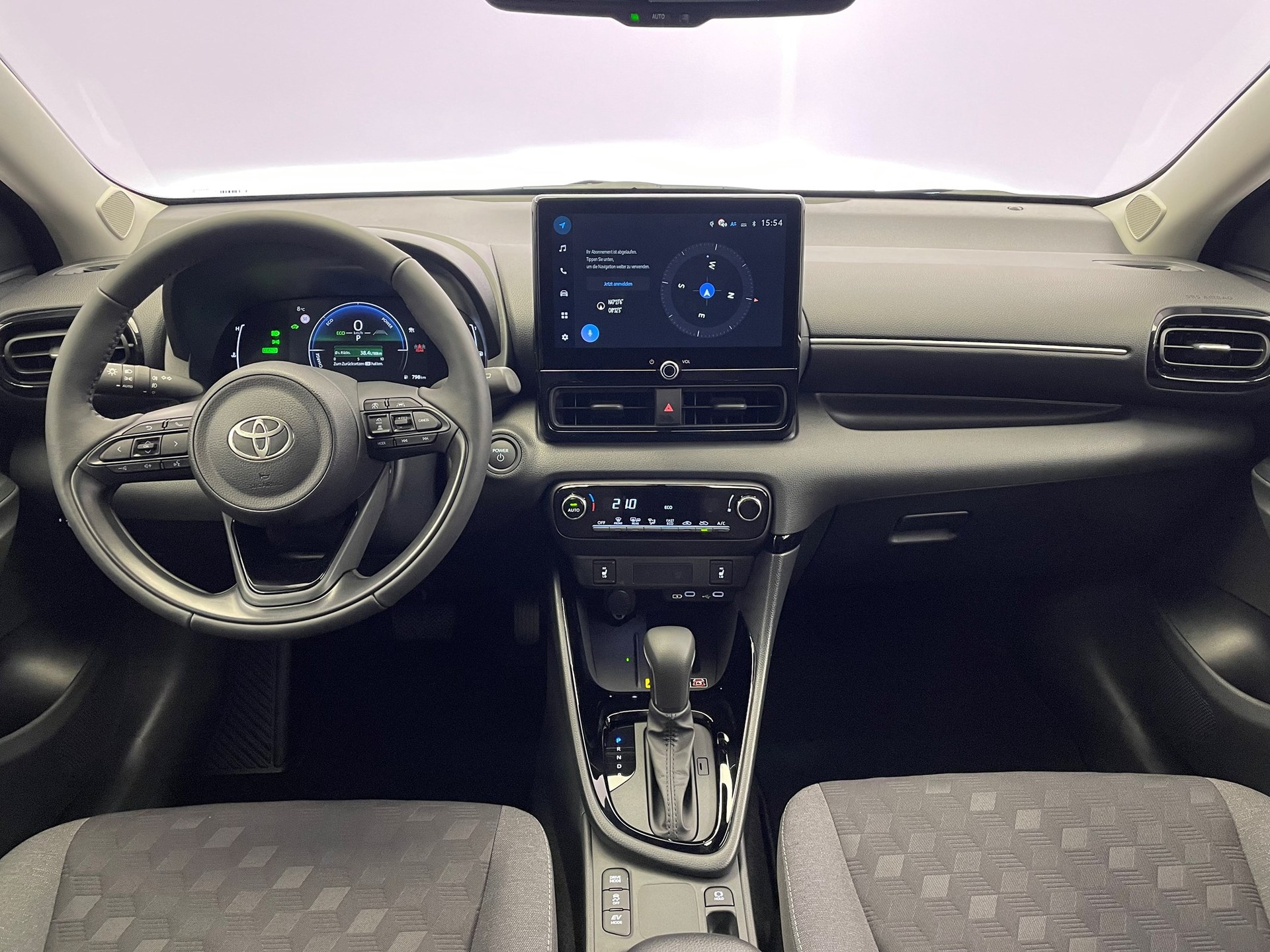 TOYOTA Yaris Hybrid 1.5 Trend-image-5