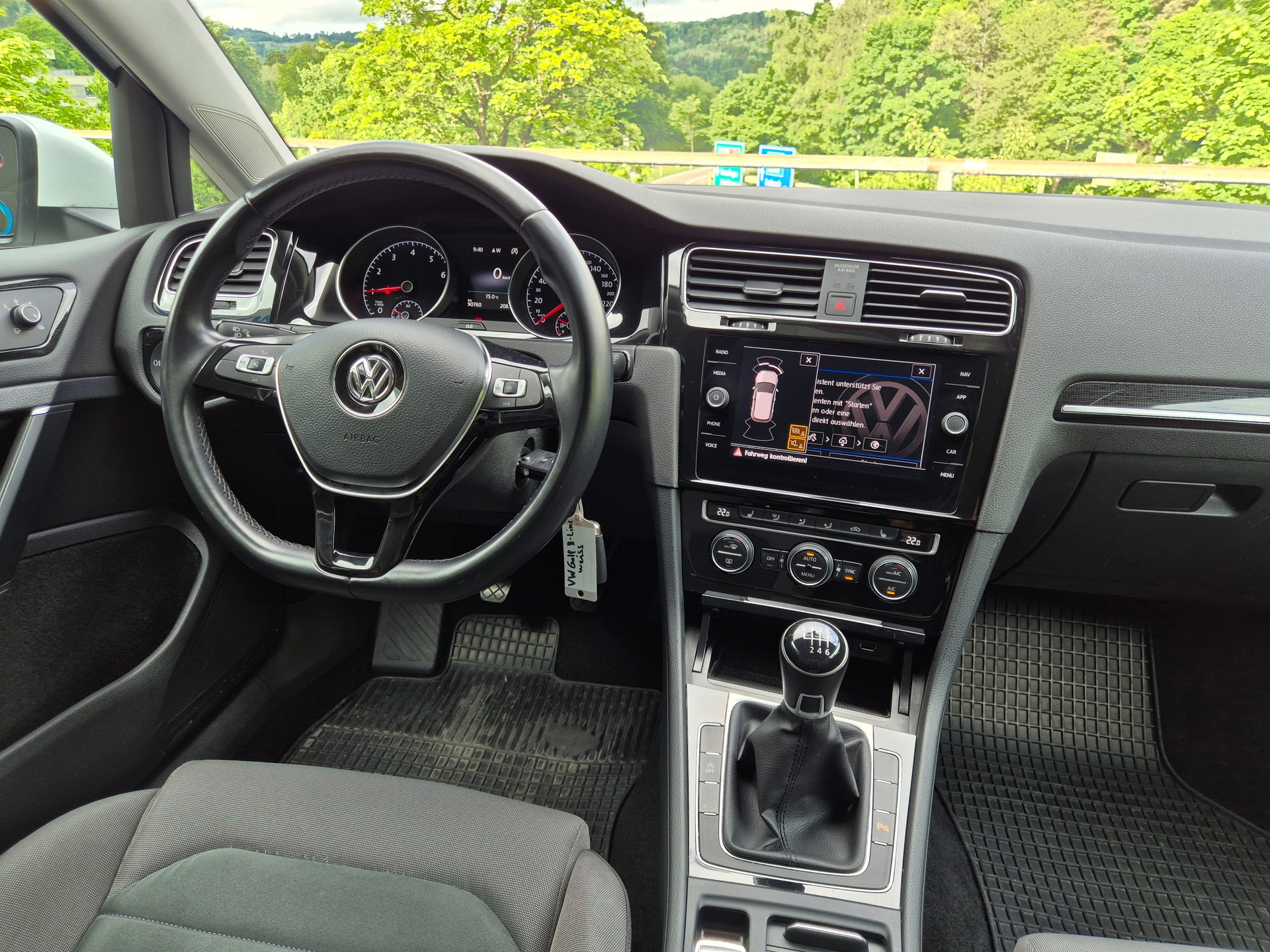 VW Golf 1.5 TSI EVO Highline-image-14