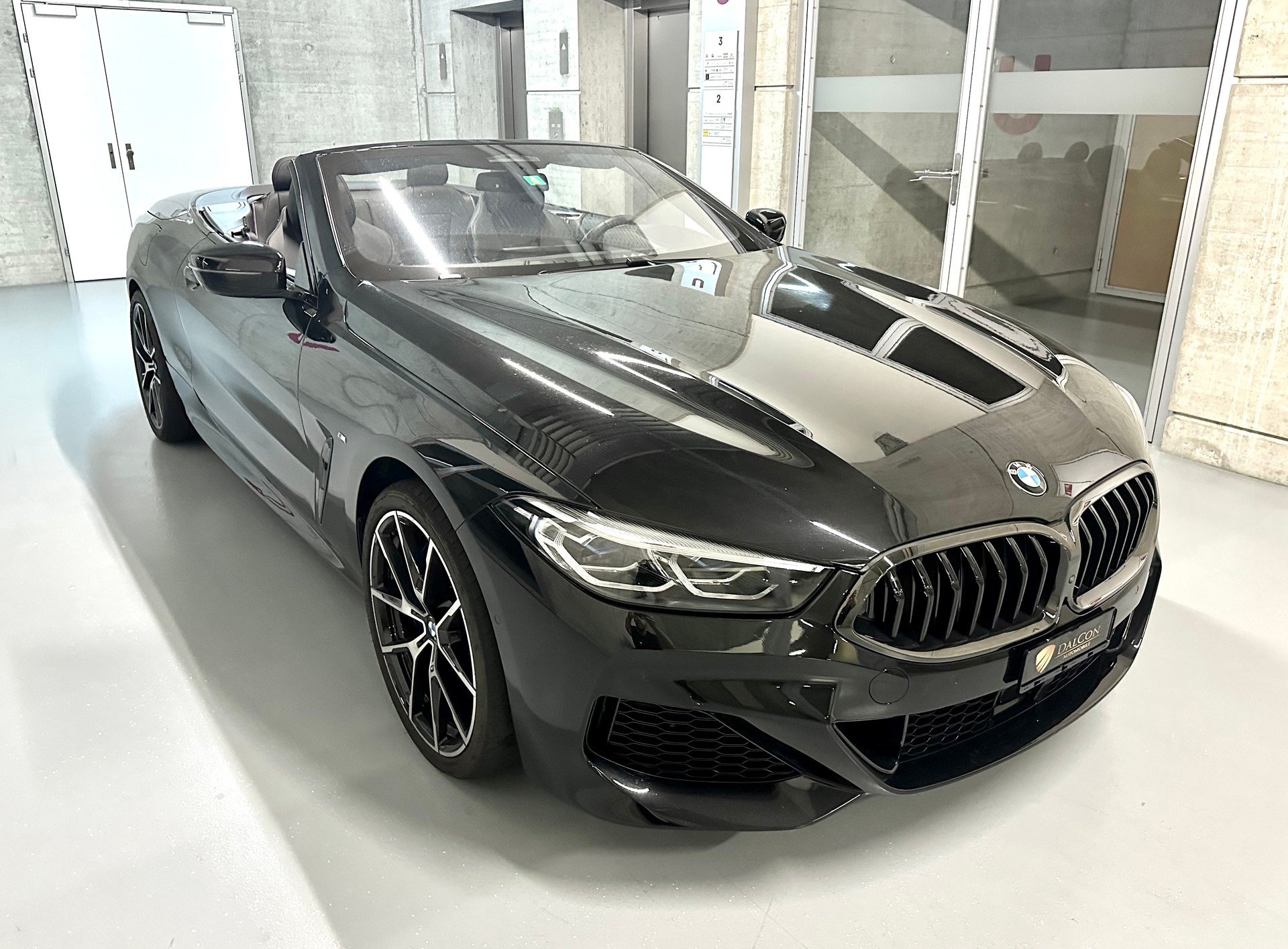 BMW 840i xDrive M Sport Steptronic-image-6