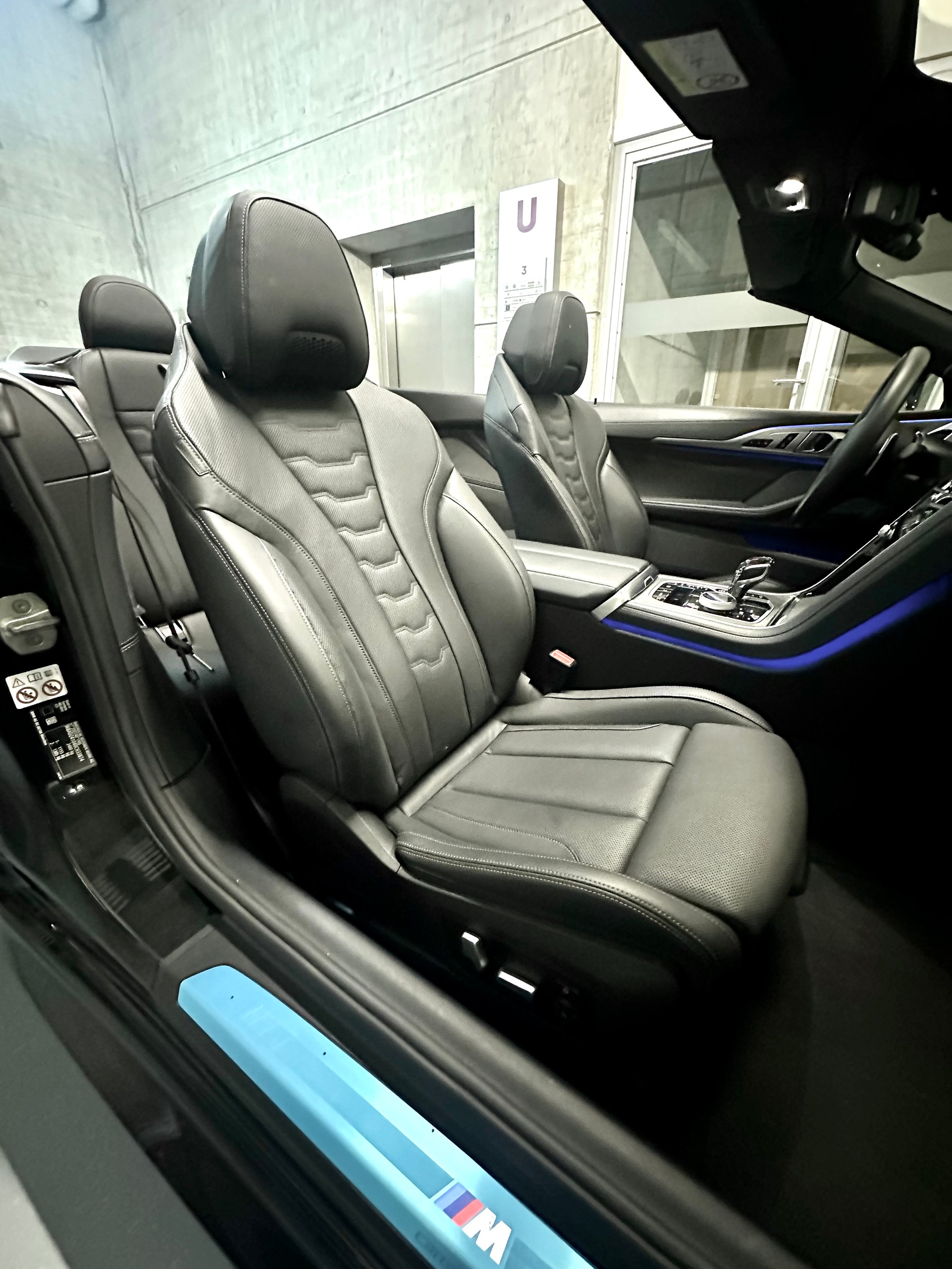 BMW 840i xDrive M Sport Steptronic-image-13