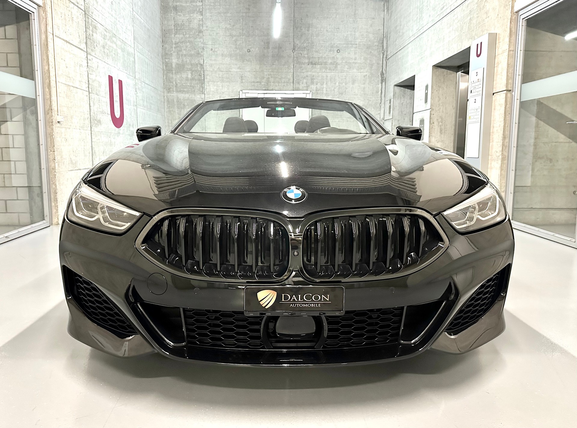 BMW 840i xDrive M Sport Steptronic-image-2