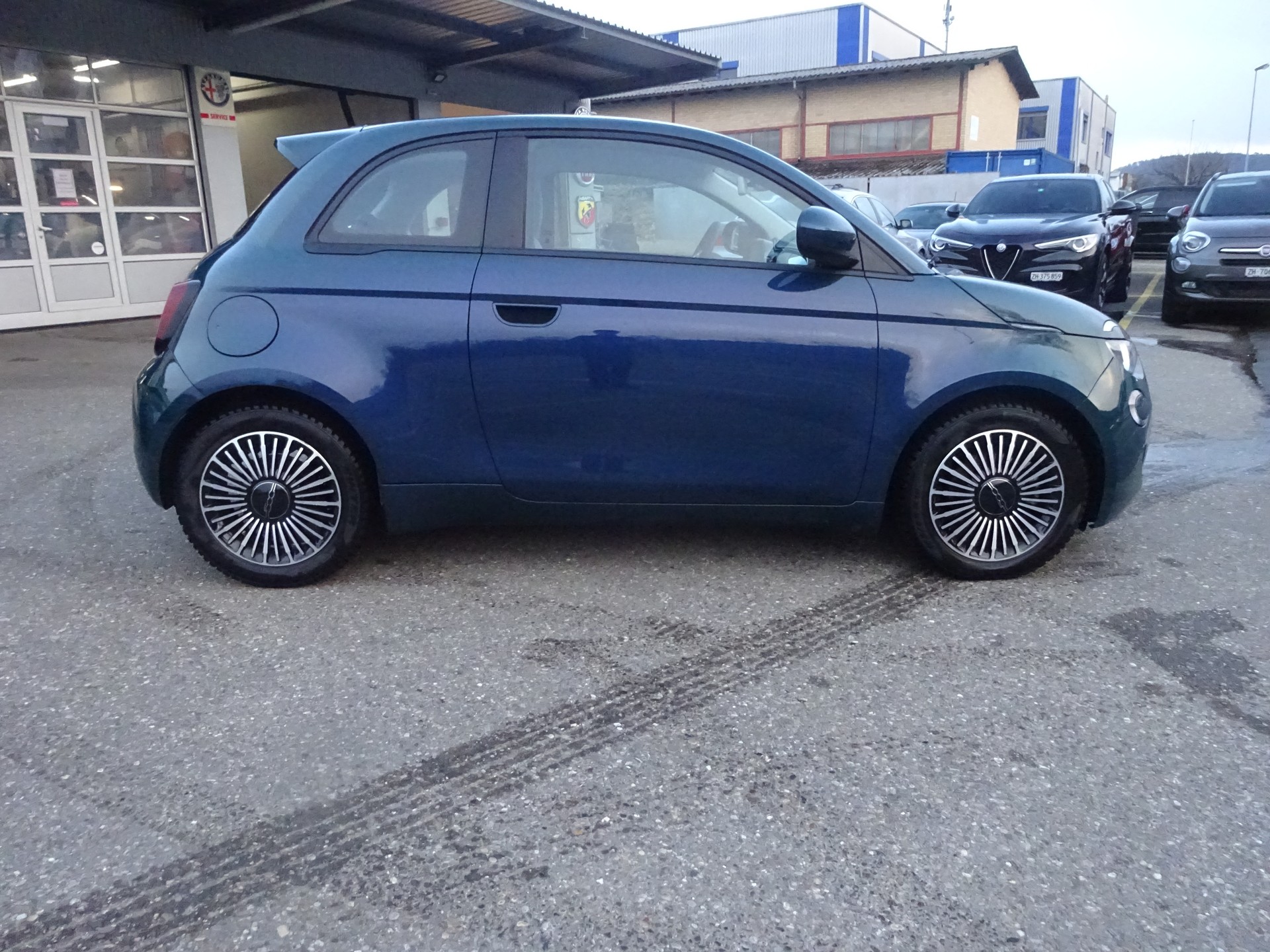 FIAT 500 electric 87 kW Icon-image-5