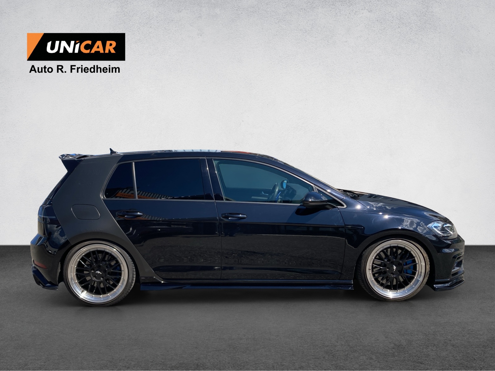 VW Golf 2.0 TSI R 4Motion DSG-image-15