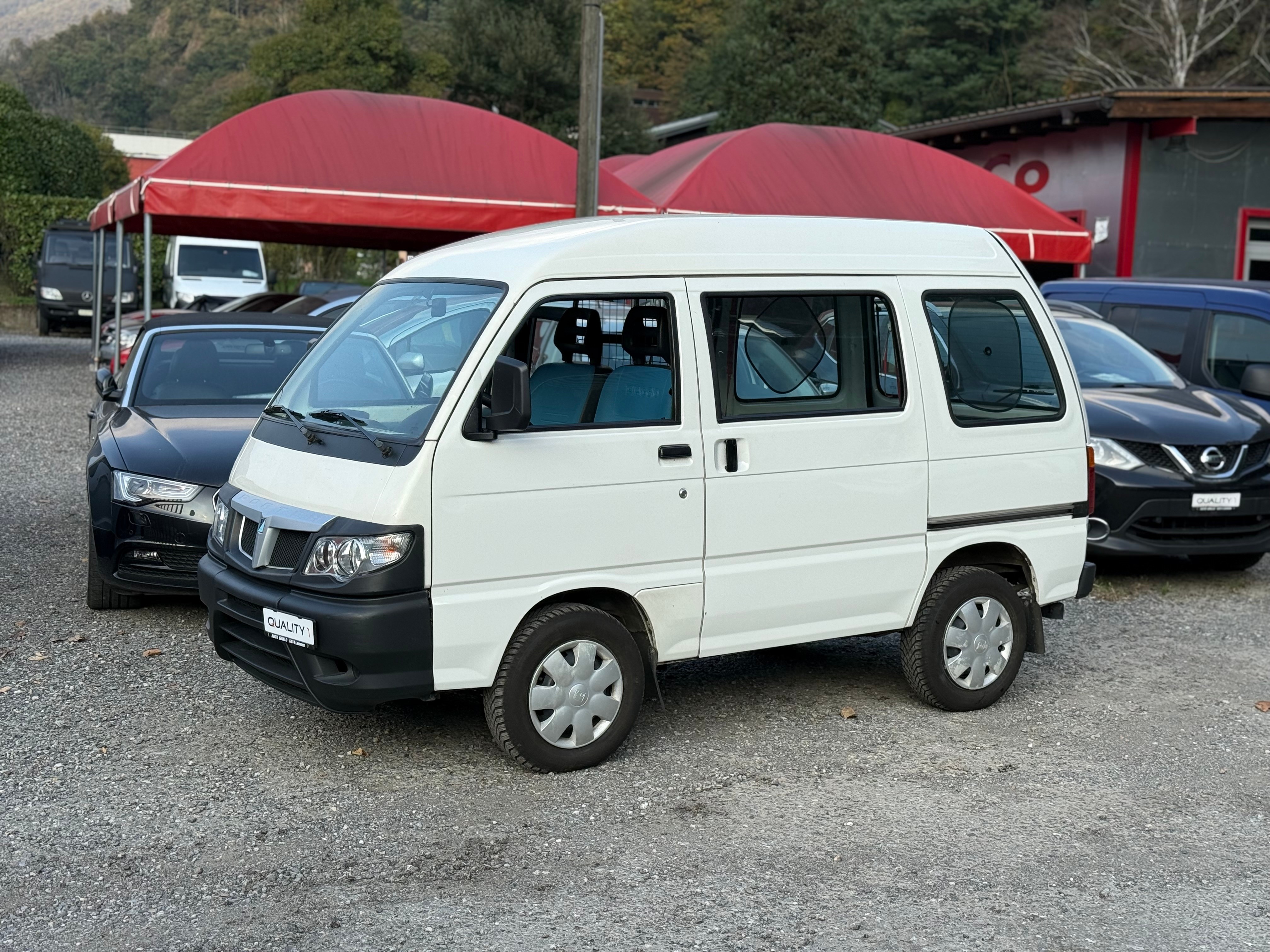 Feu Arrière Droit Piaggio Porter 16V 1300 982008 - Original TRIOM, Neuf Avec étiquettes