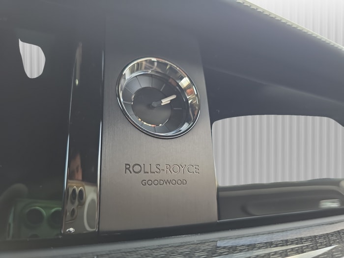 ROLLS-ROYCE Black Badge Spectre À vendre