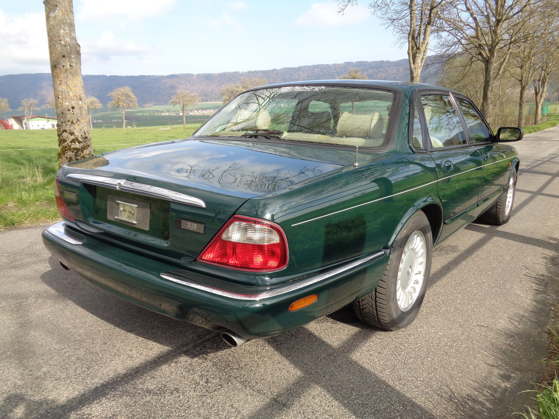 JAGUAR XJ 3.2 V8-image-4